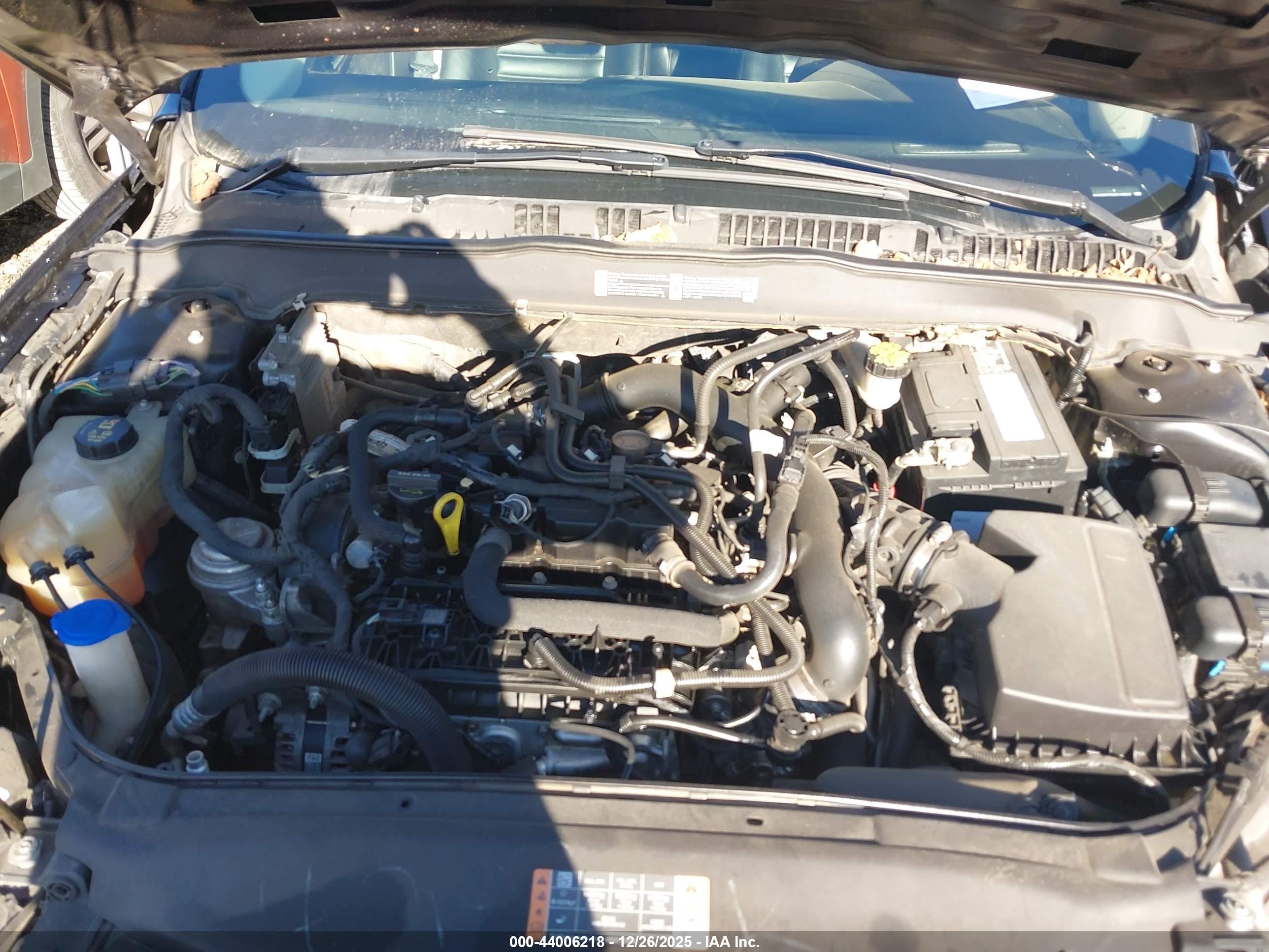 FORD FUSION image 10