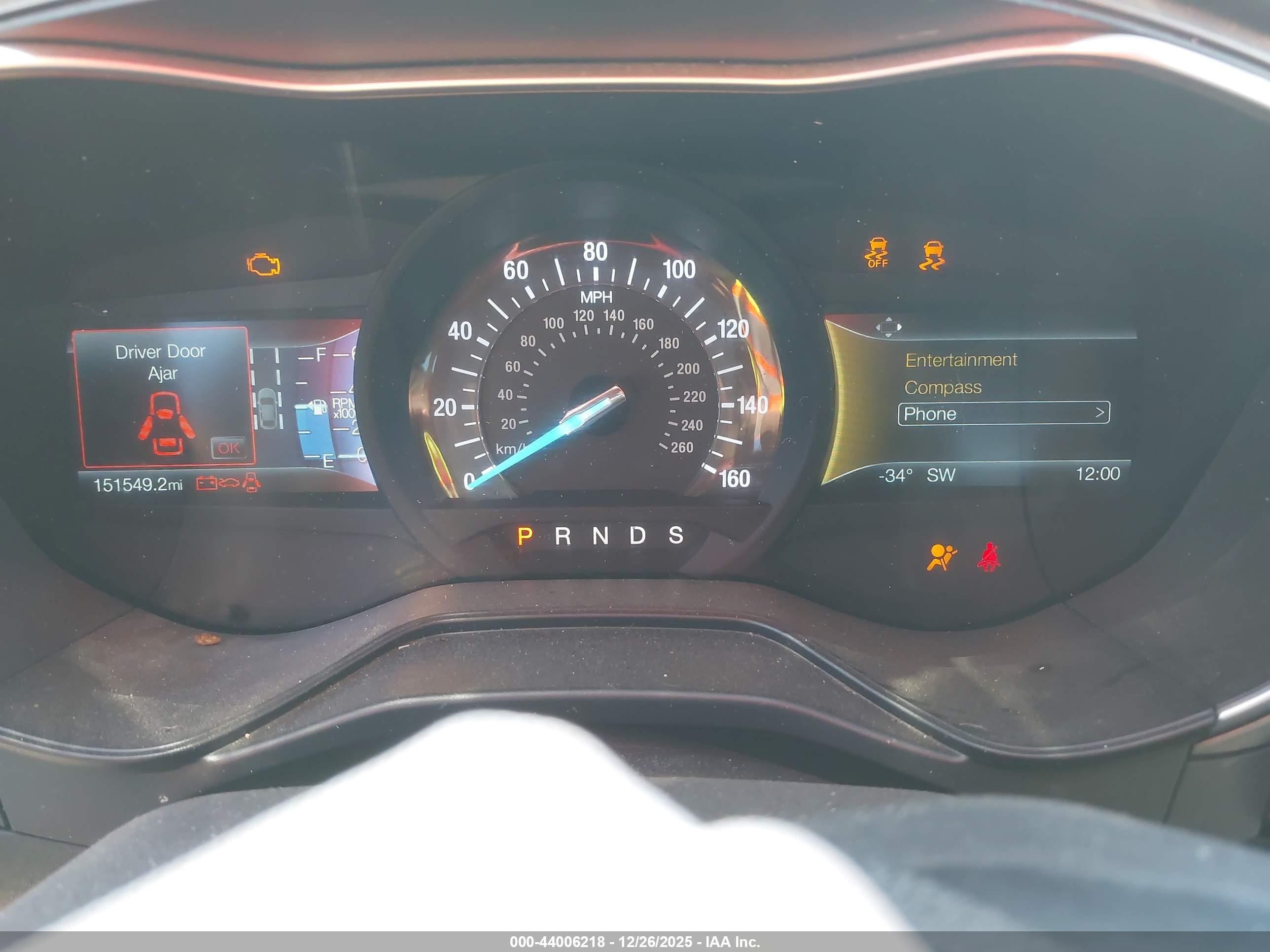FORD FUSION image 7
