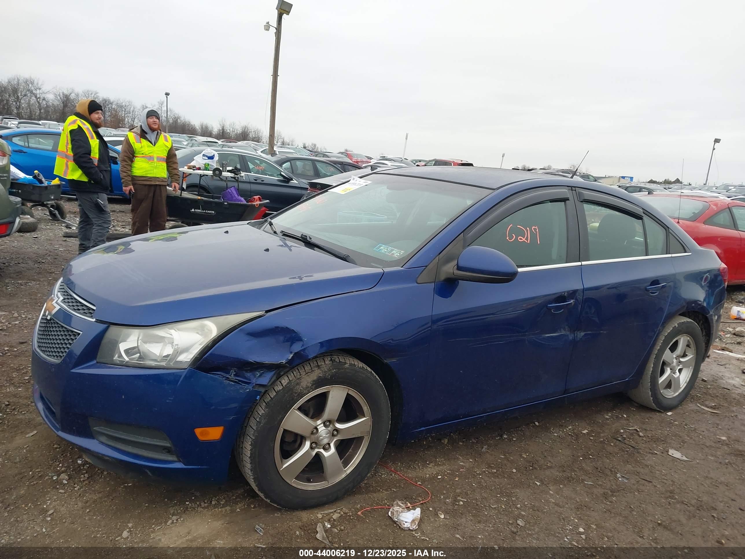 CHEVROLET CRUZE image 6