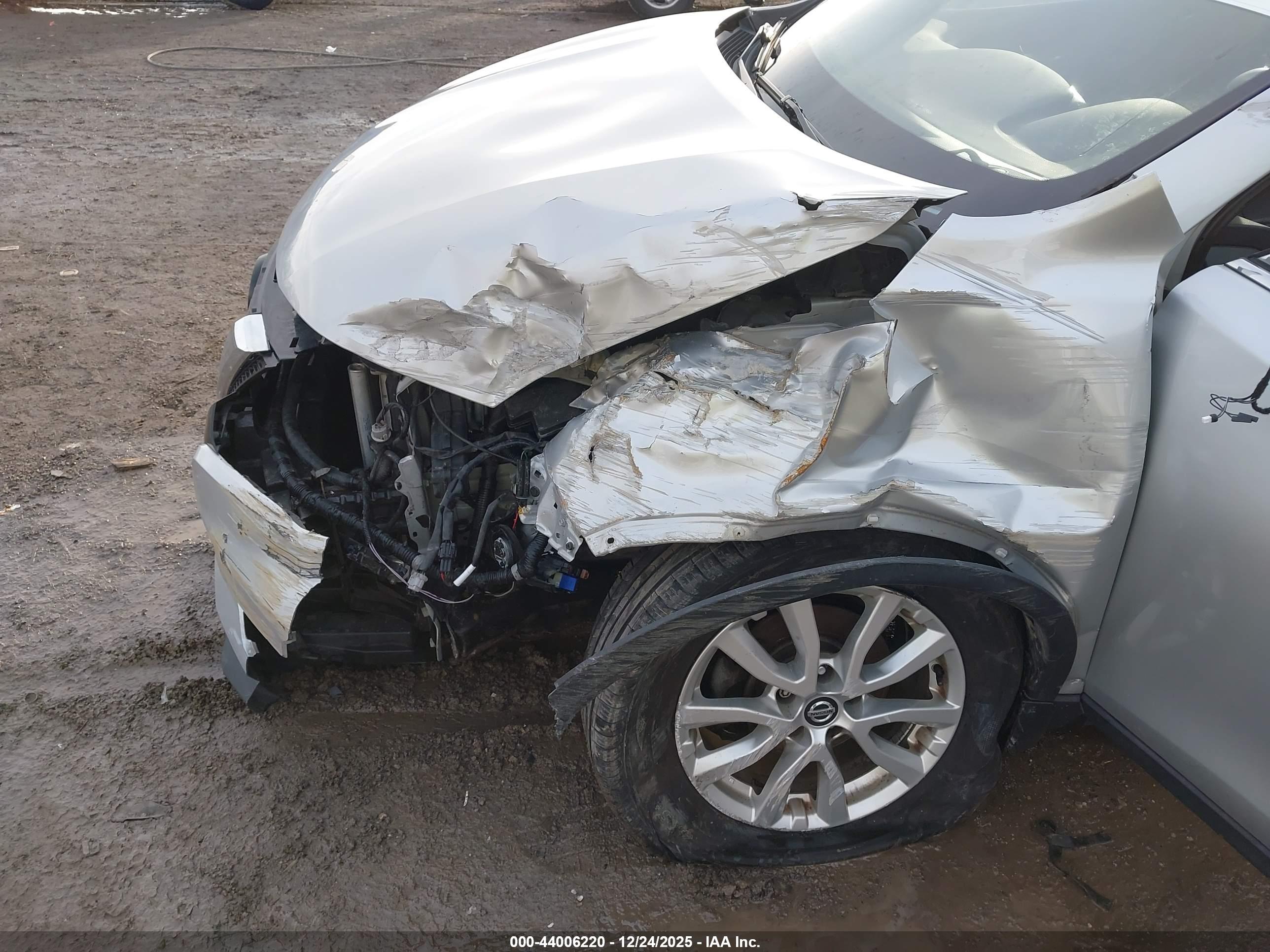 NISSAN ROGUE image 6