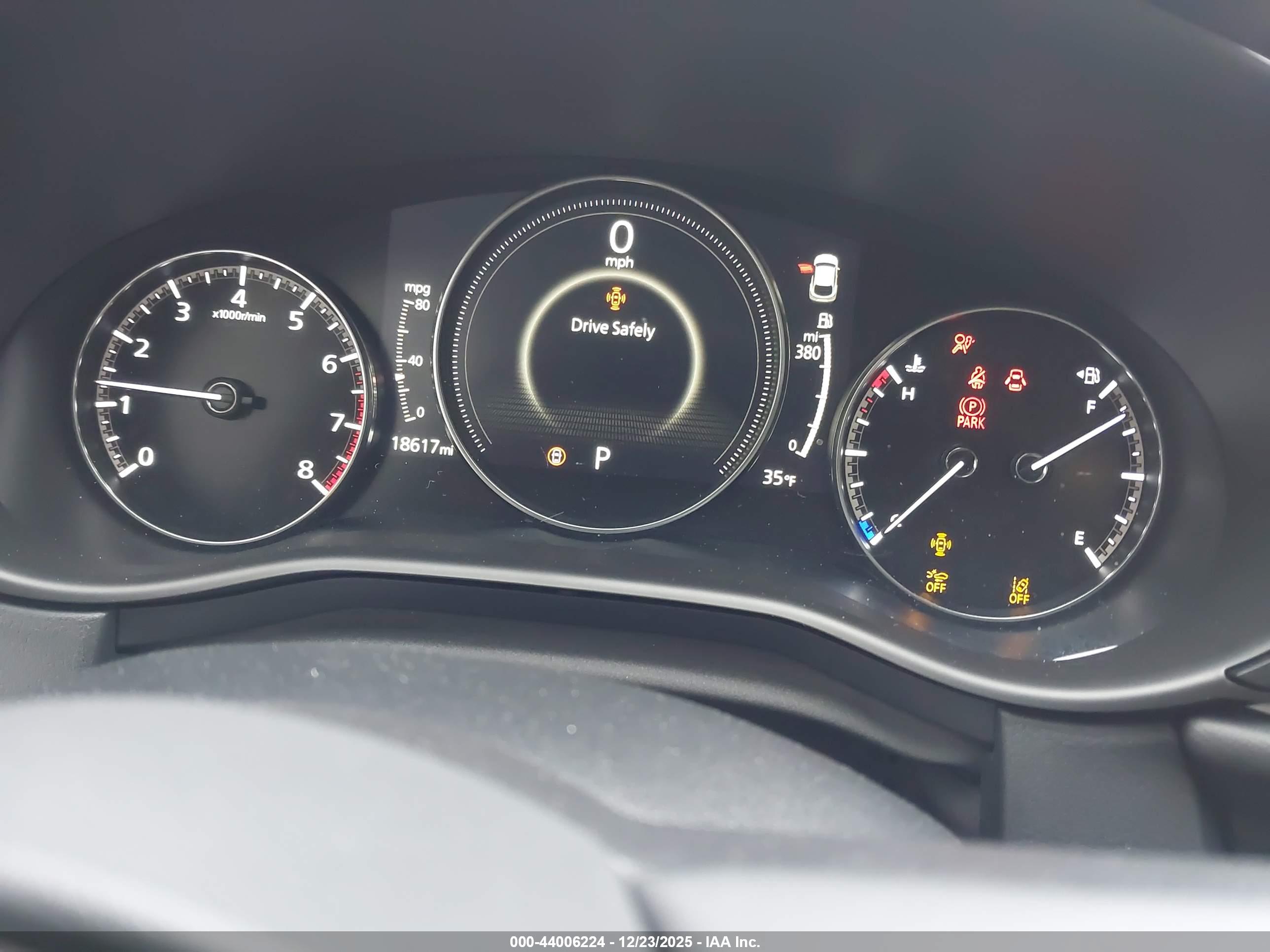 MAZDA CX-30 image 7