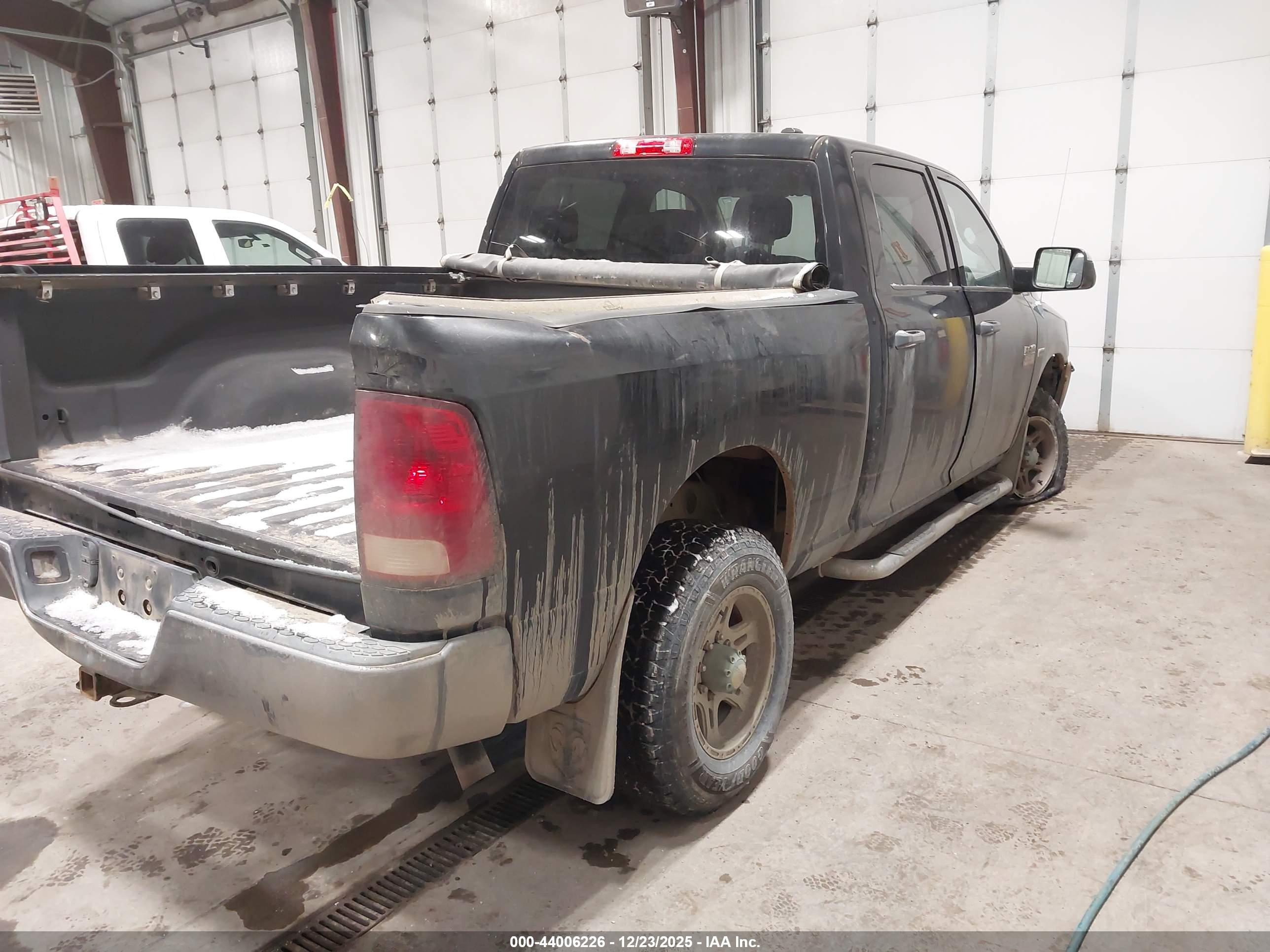 DODGE RAM image 4