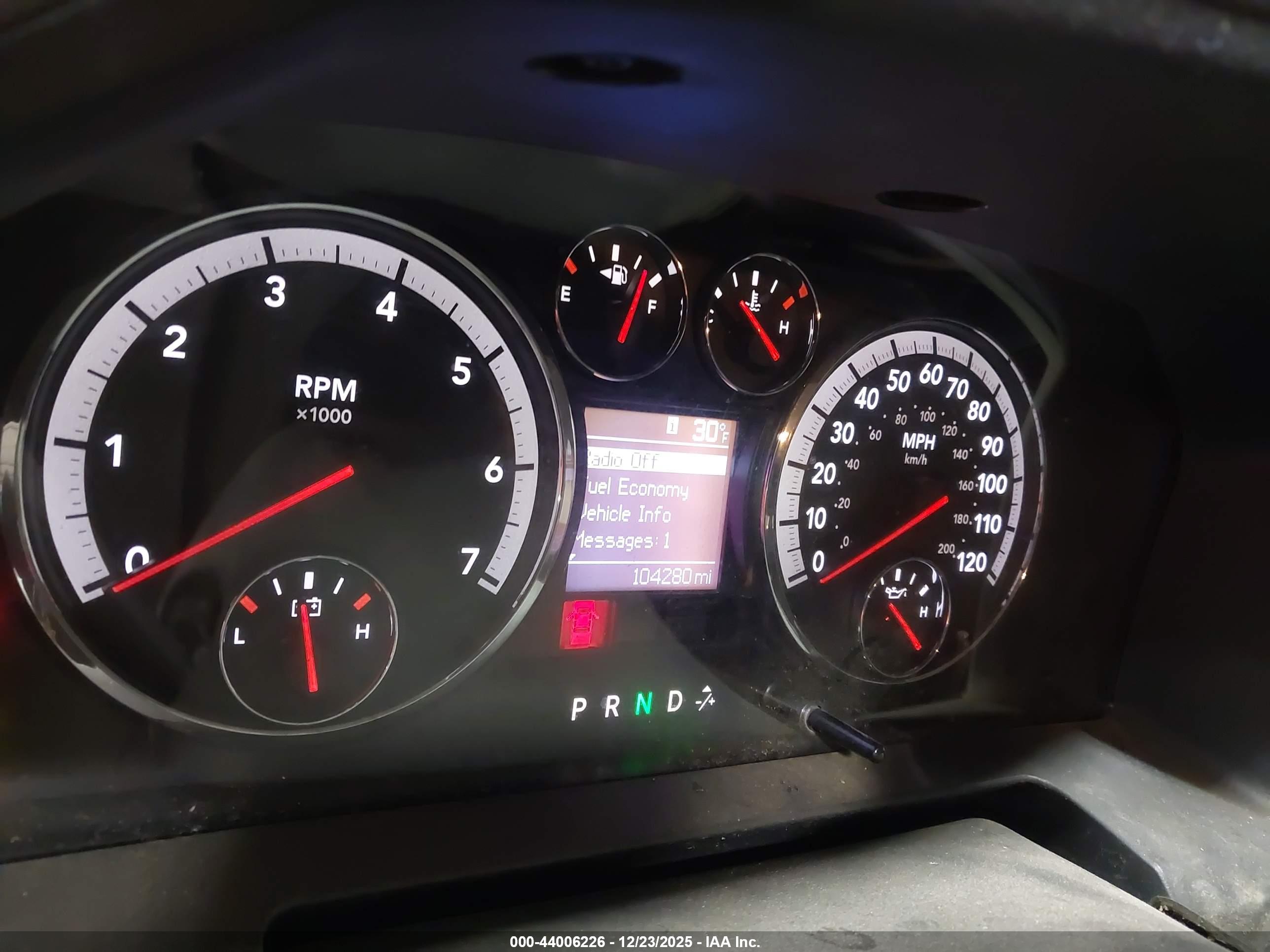 DODGE RAM image 7