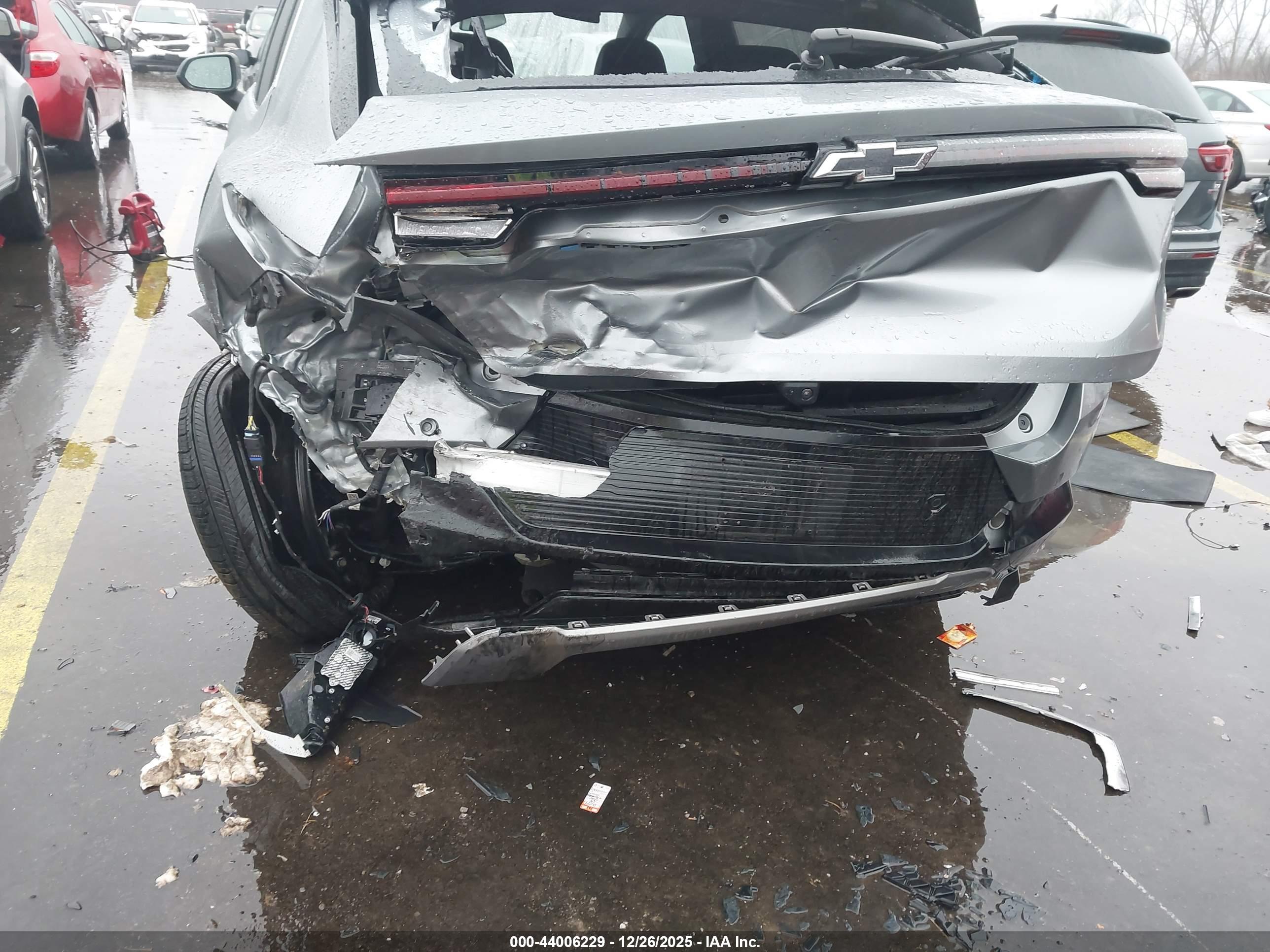 CHEVROLET EQUINOX image 6