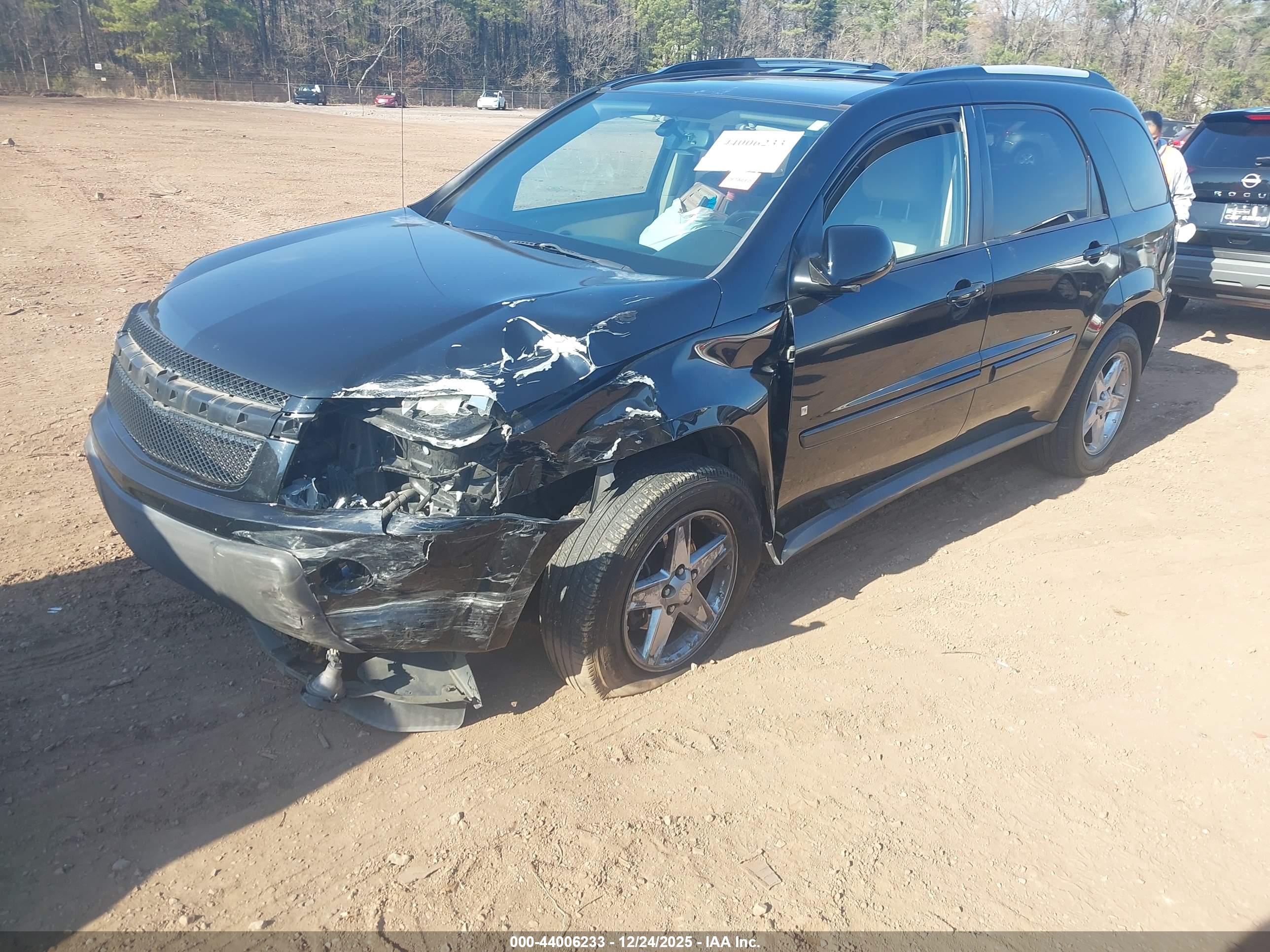 CHEVROLET EQUINOX image 2
