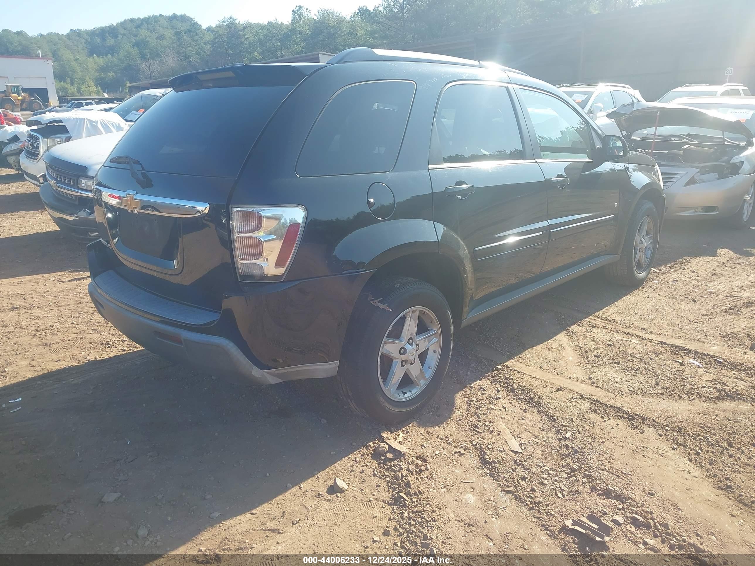CHEVROLET EQUINOX image 4