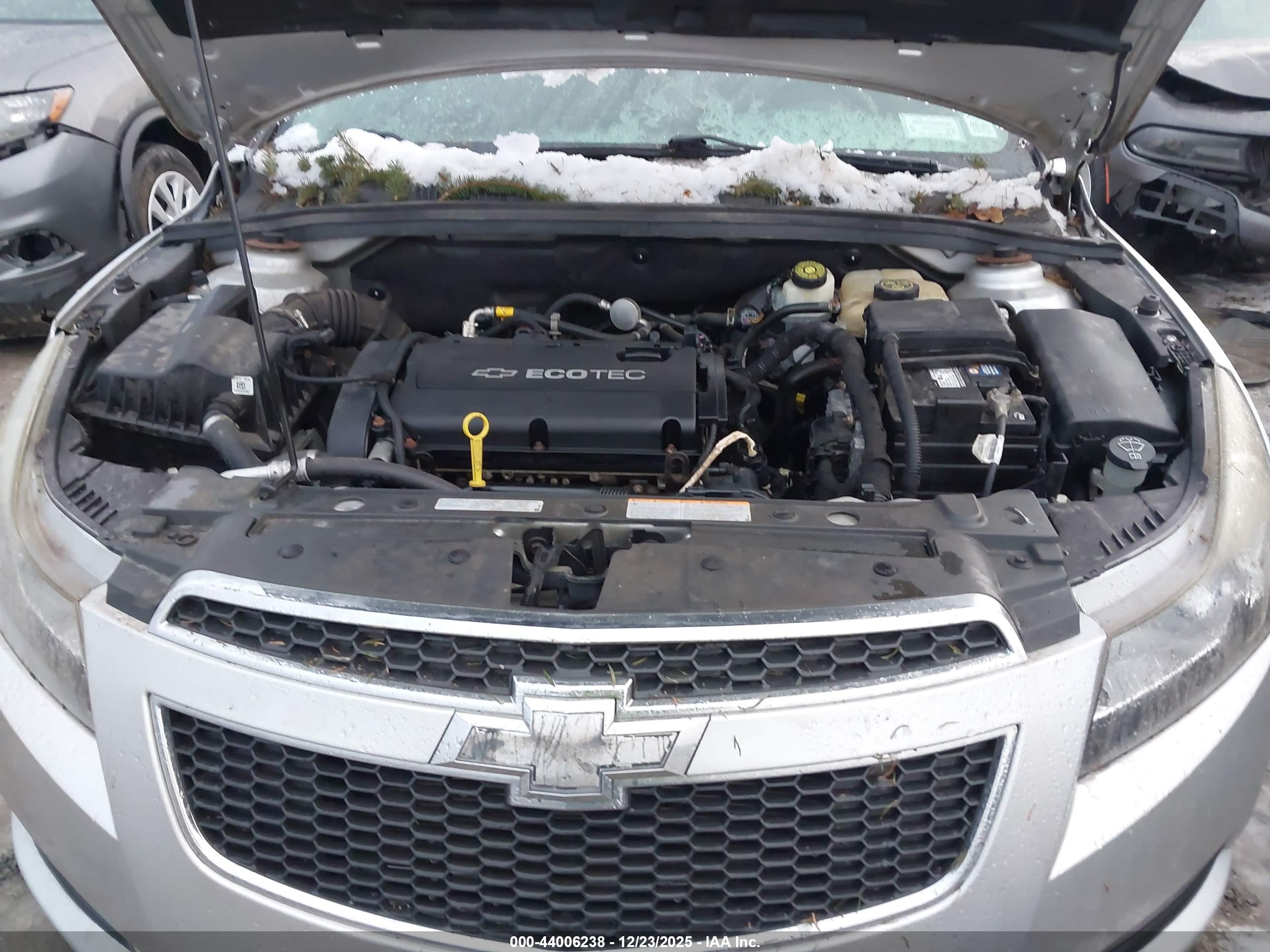 CHEVROLET CRUZE image 10