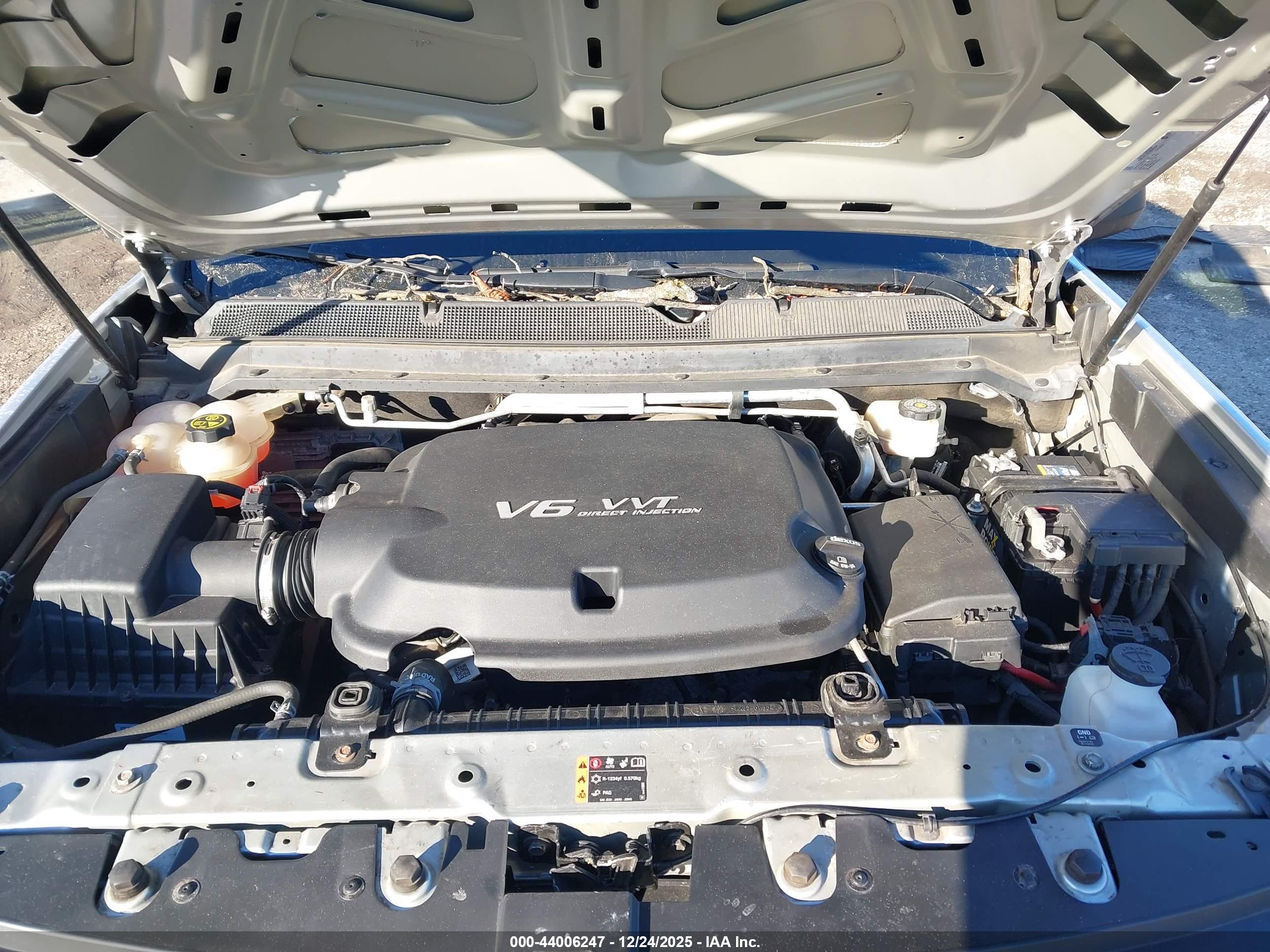 CHEVROLET COLORADO image 10