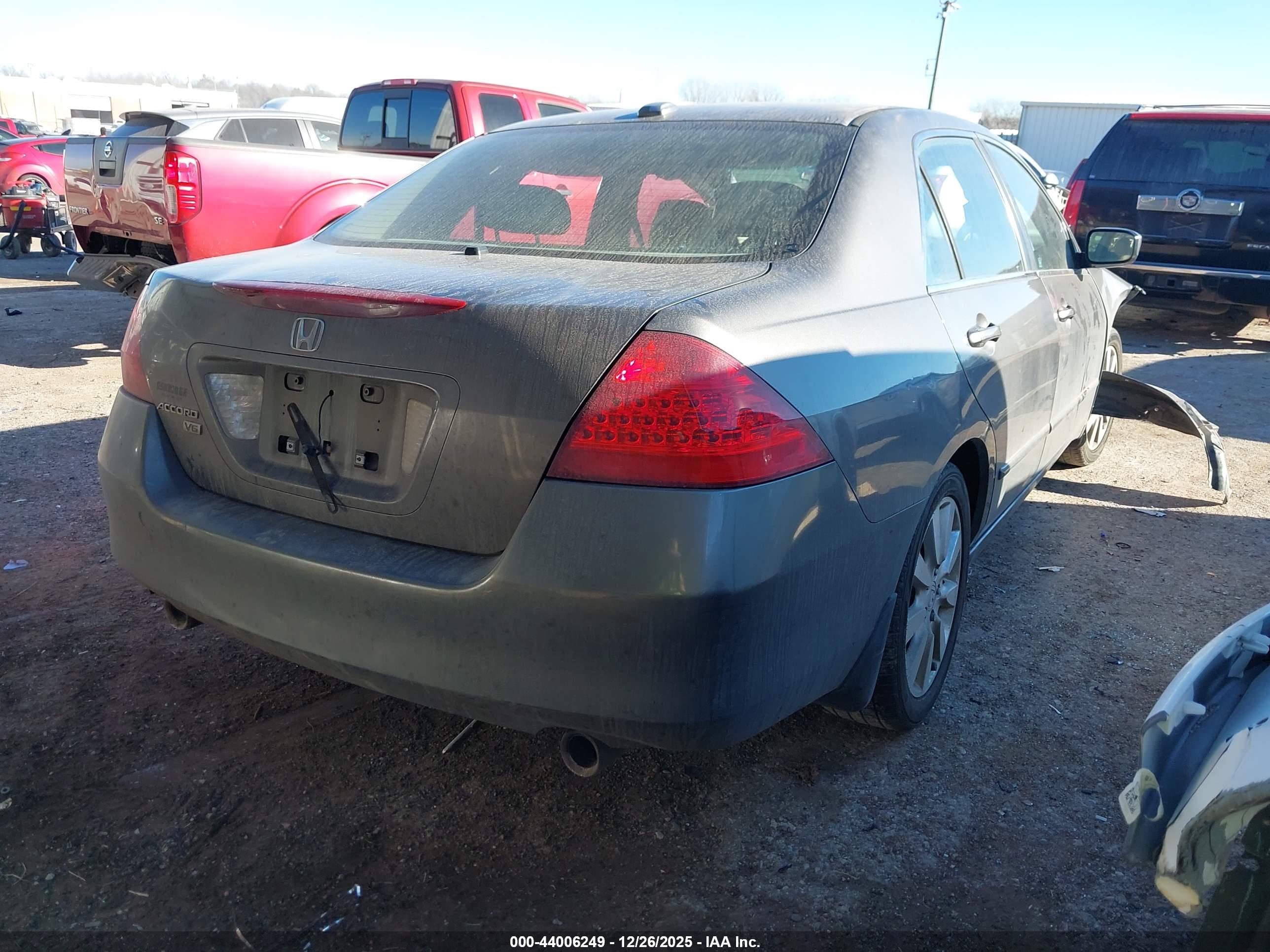 HONDA ACCORD image 4