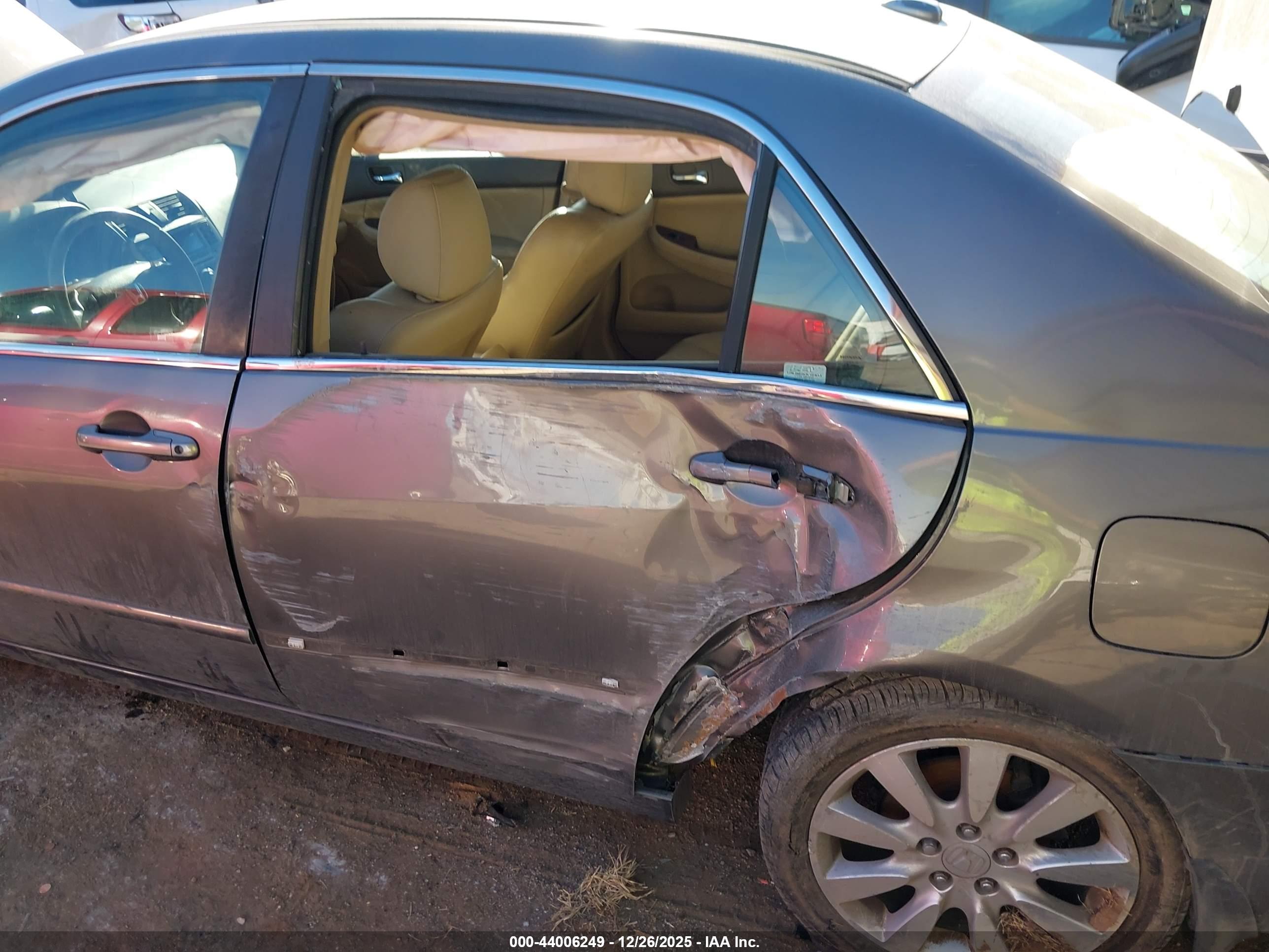 HONDA ACCORD image 6
