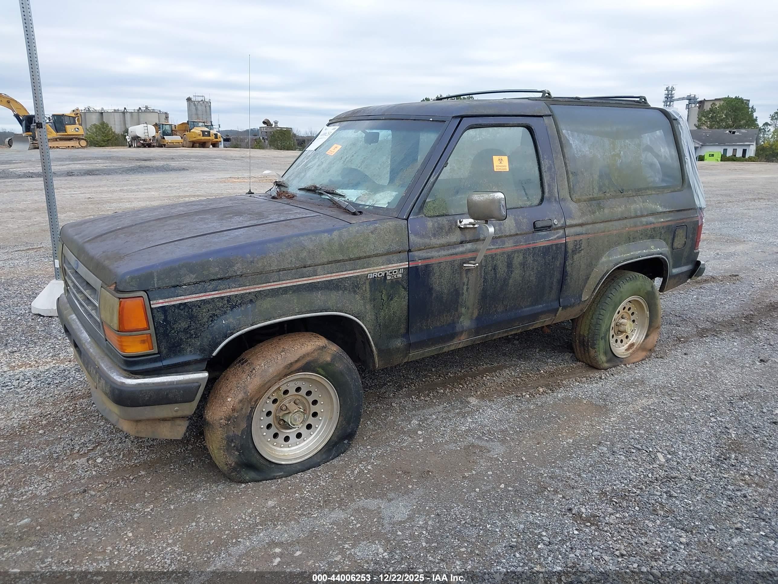 FORD BRONCO image 2