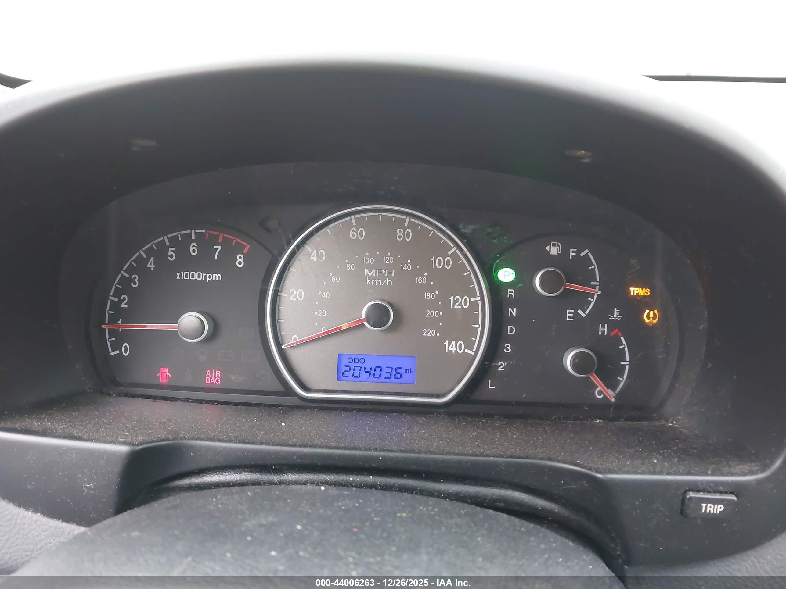 HYUNDAI ELANTRA image 7