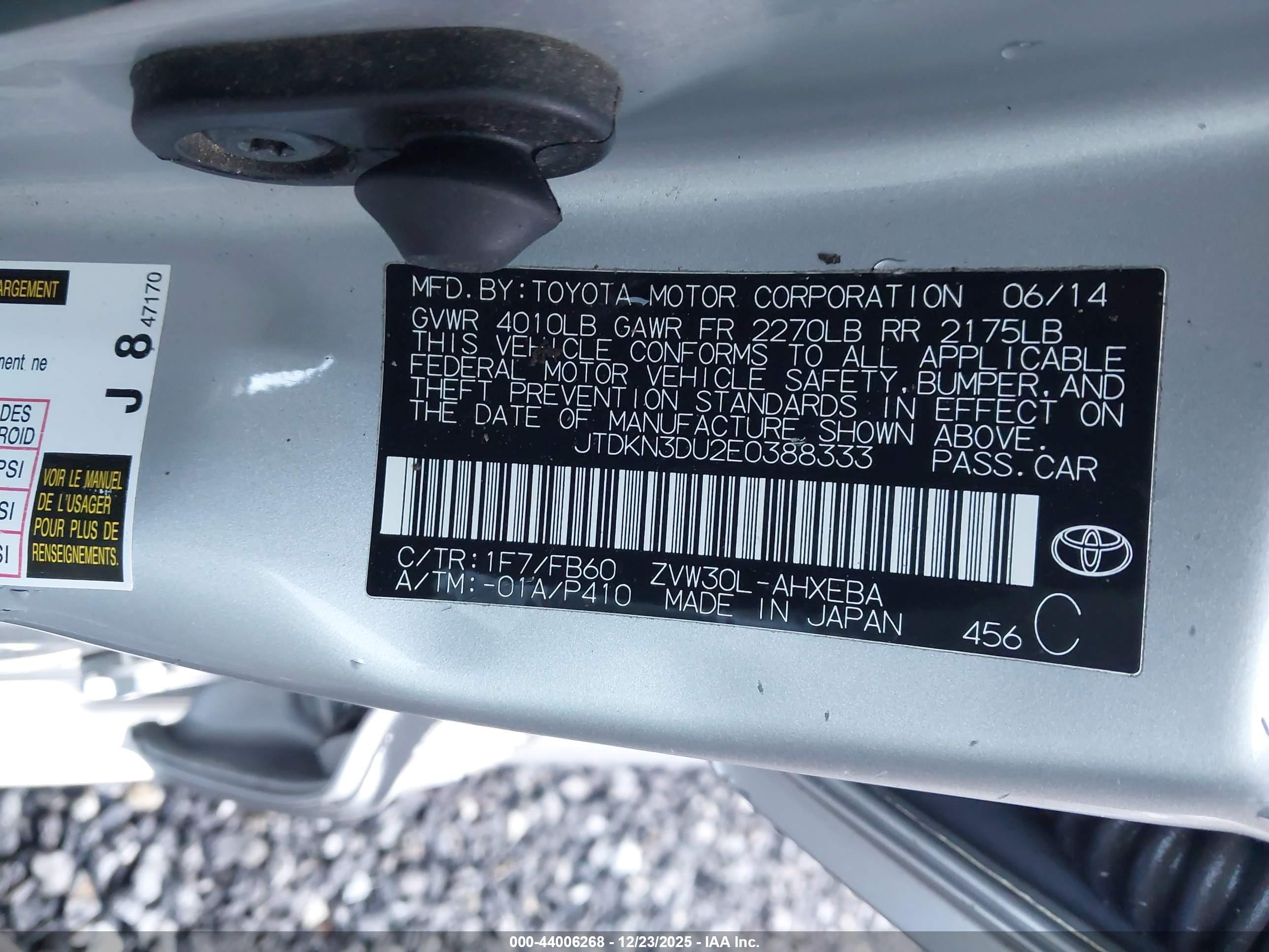 TOYOTA PRIUS image 9