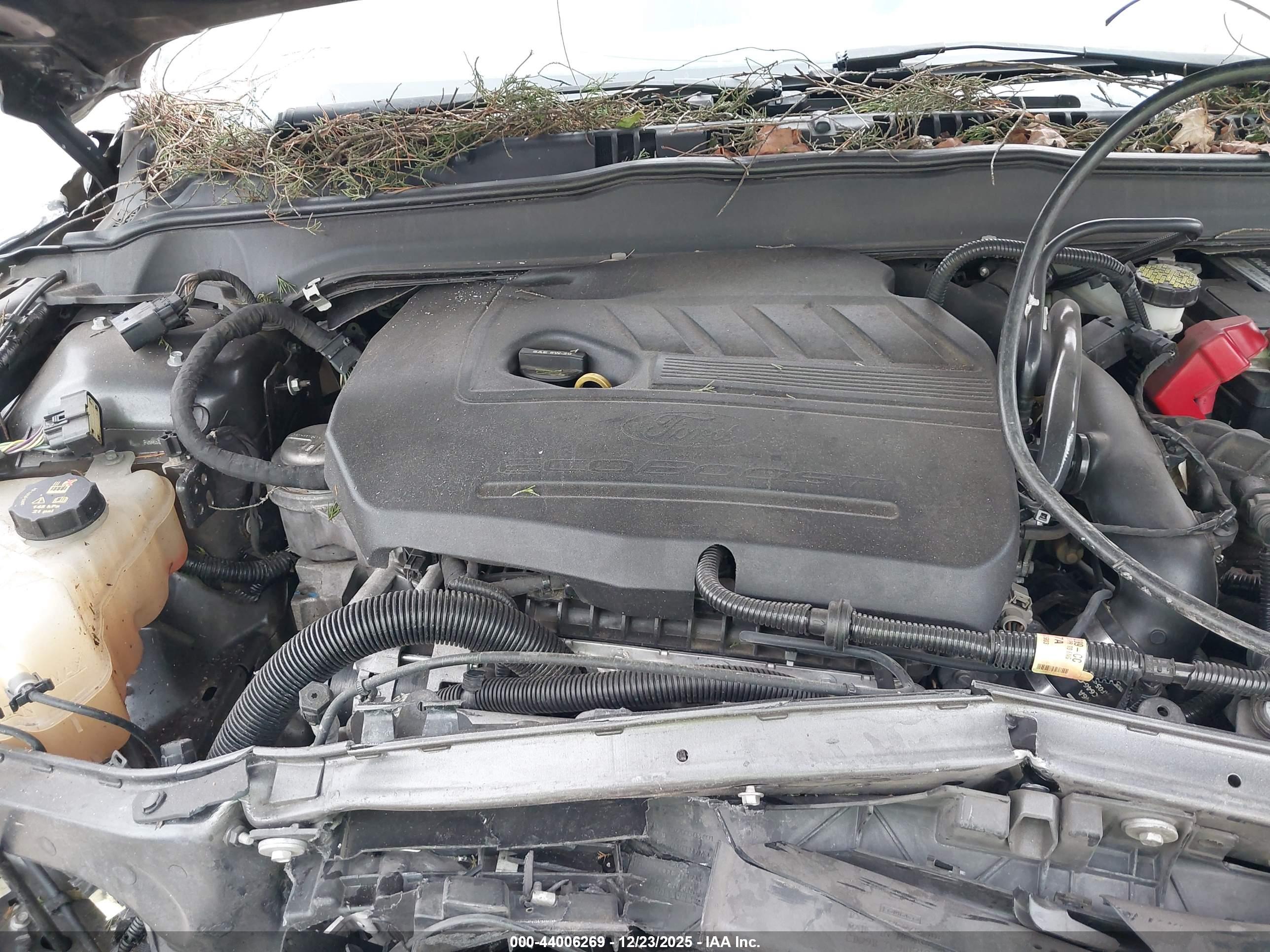 FORD FUSION image 10