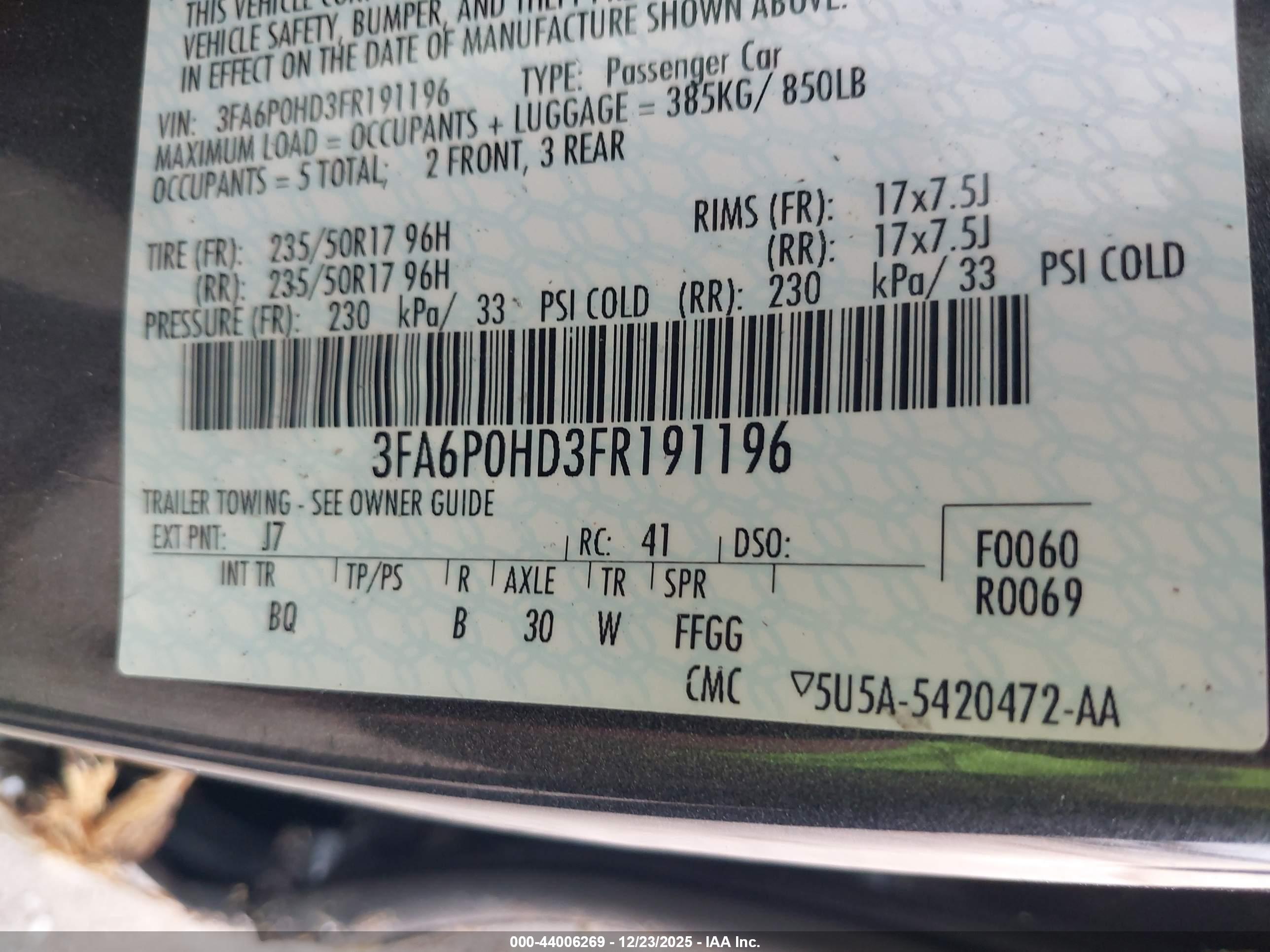 FORD FUSION image 9
