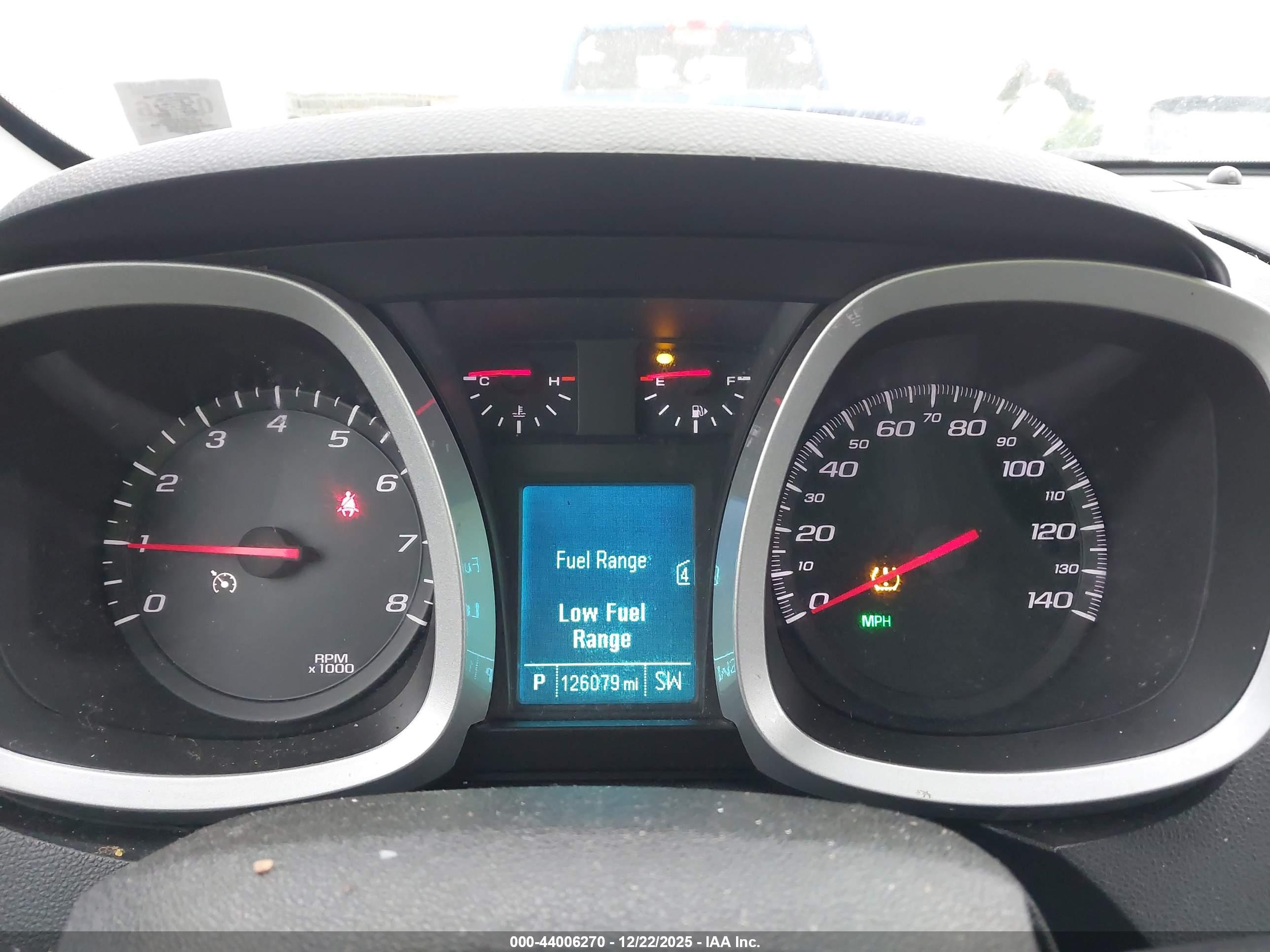 CHEVROLET EQUINOX image 7