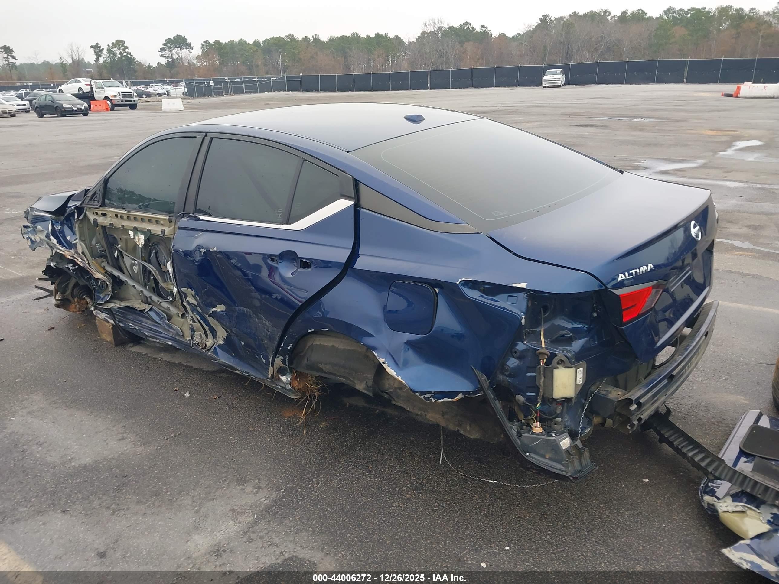 NISSAN ALTIMA image 3