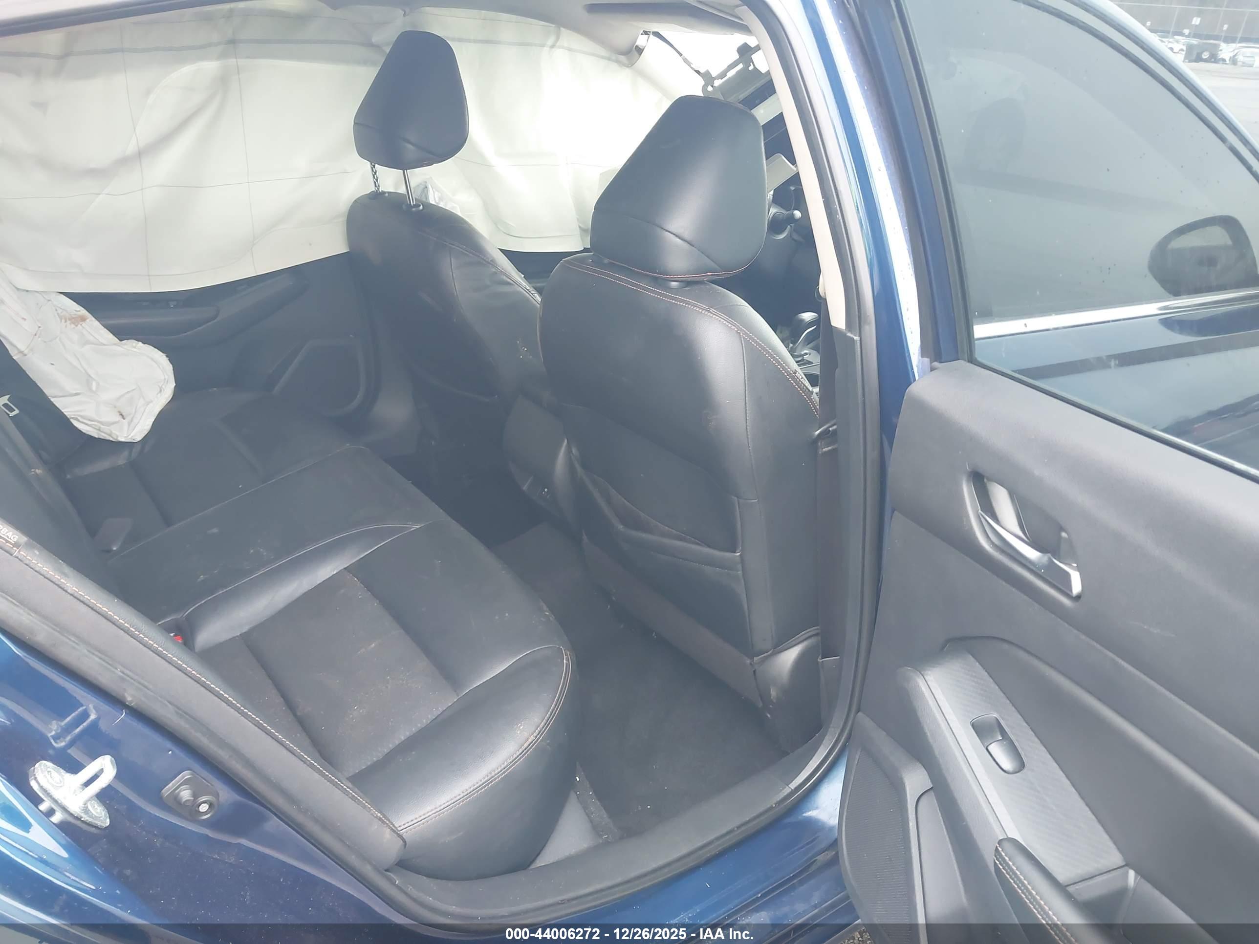 NISSAN ALTIMA image 8