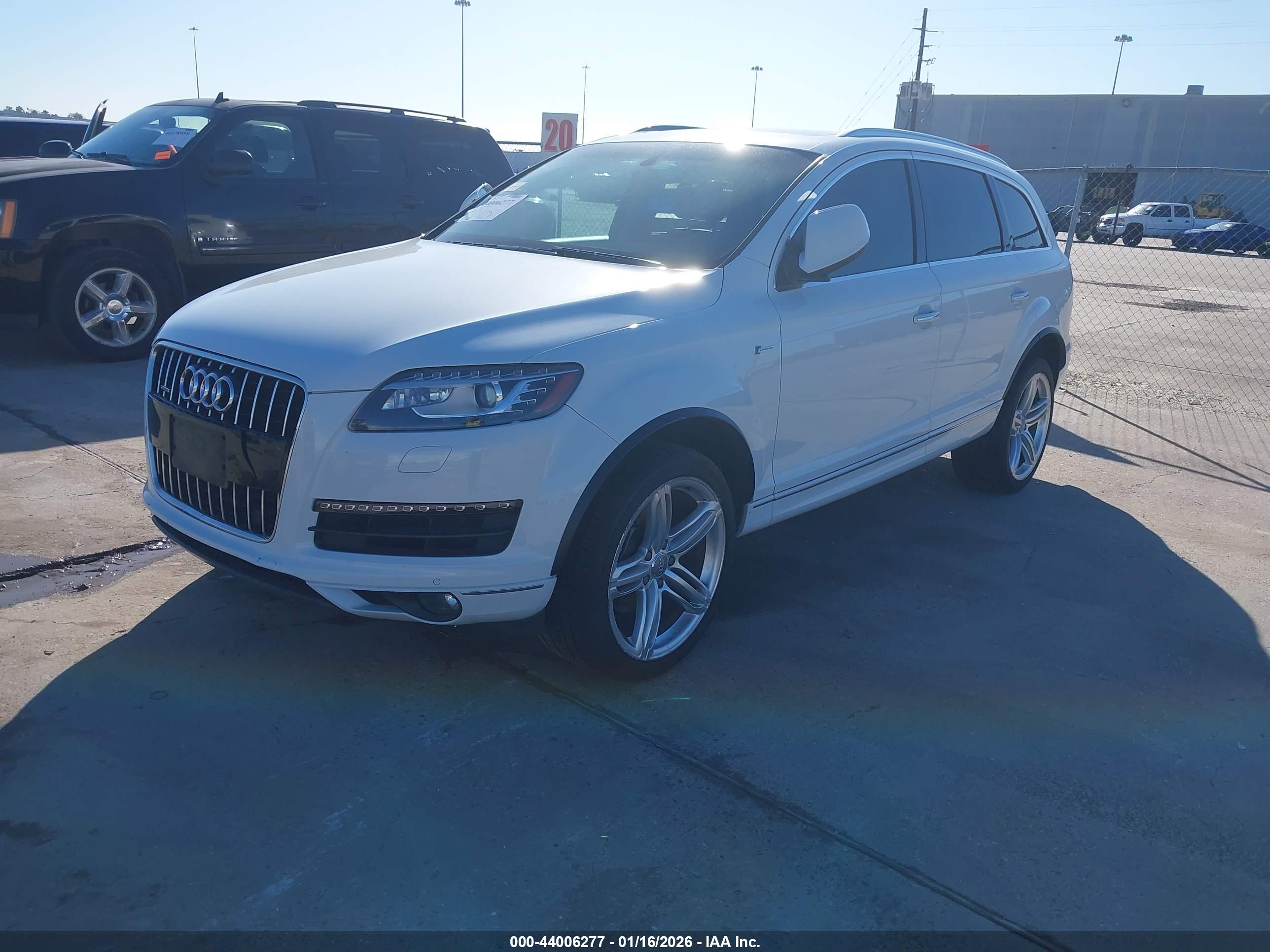 AUDI Q7 image 2