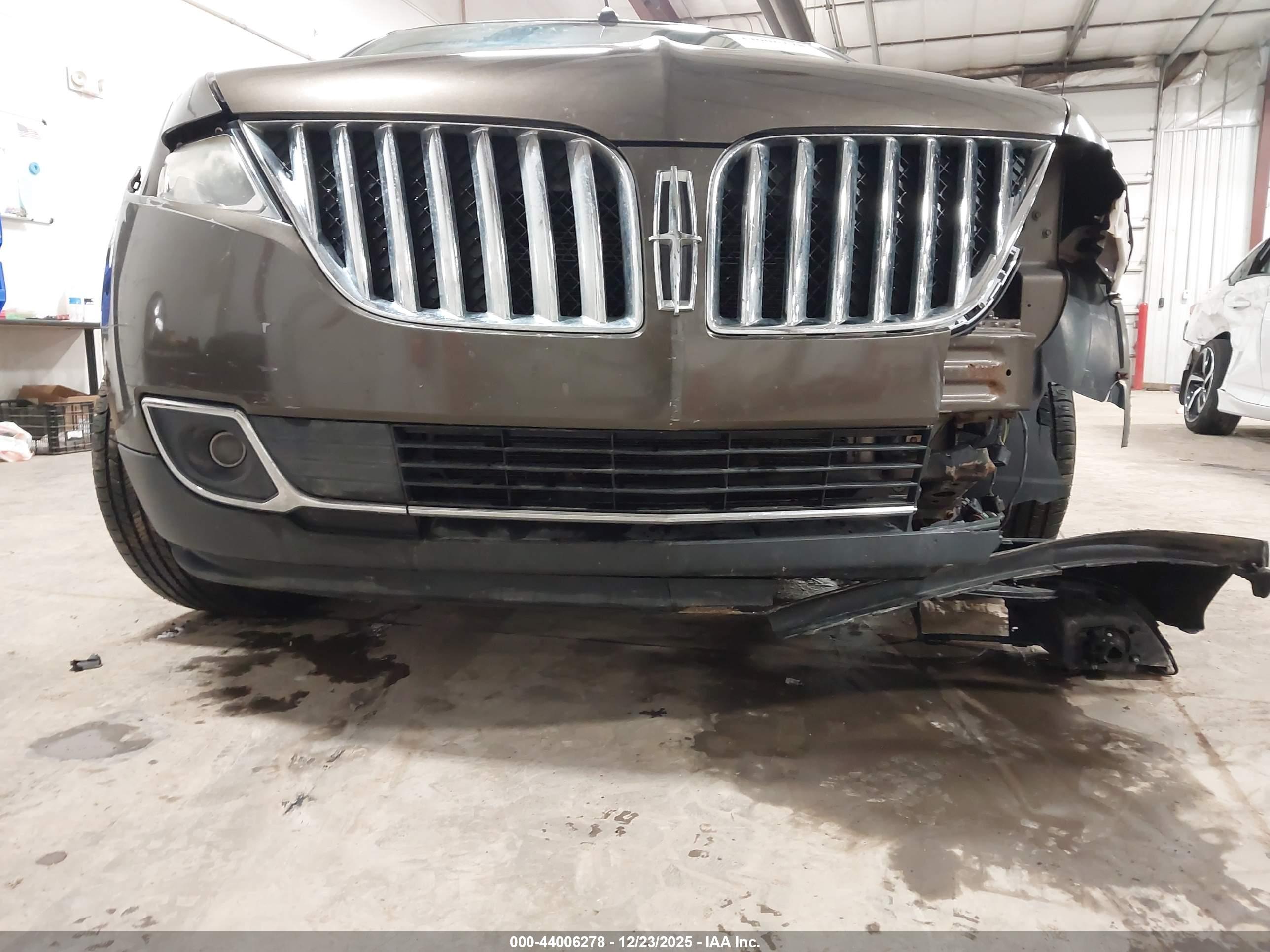 LINCOLN MKX image 6