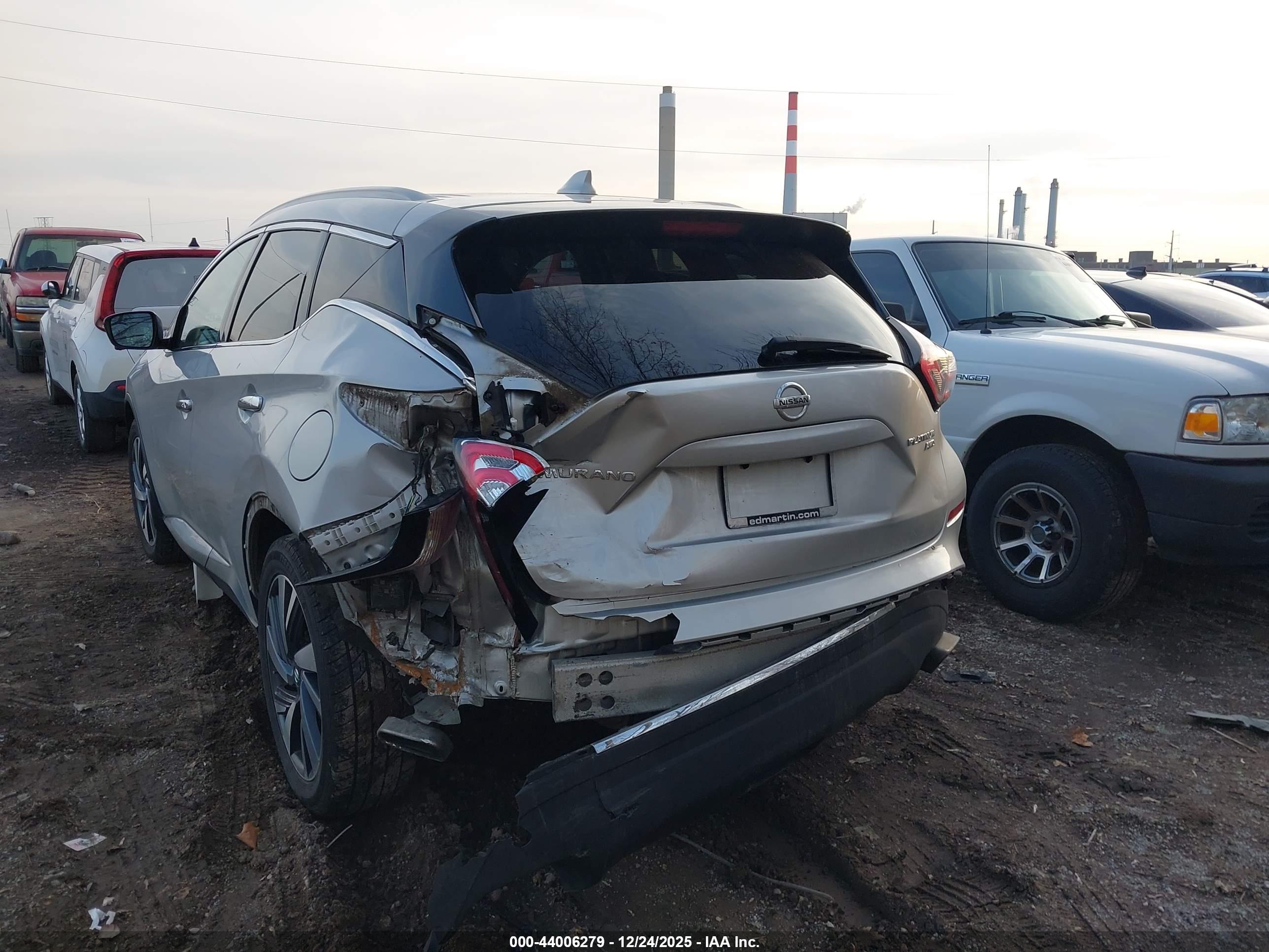 NISSAN MURANO image 3
