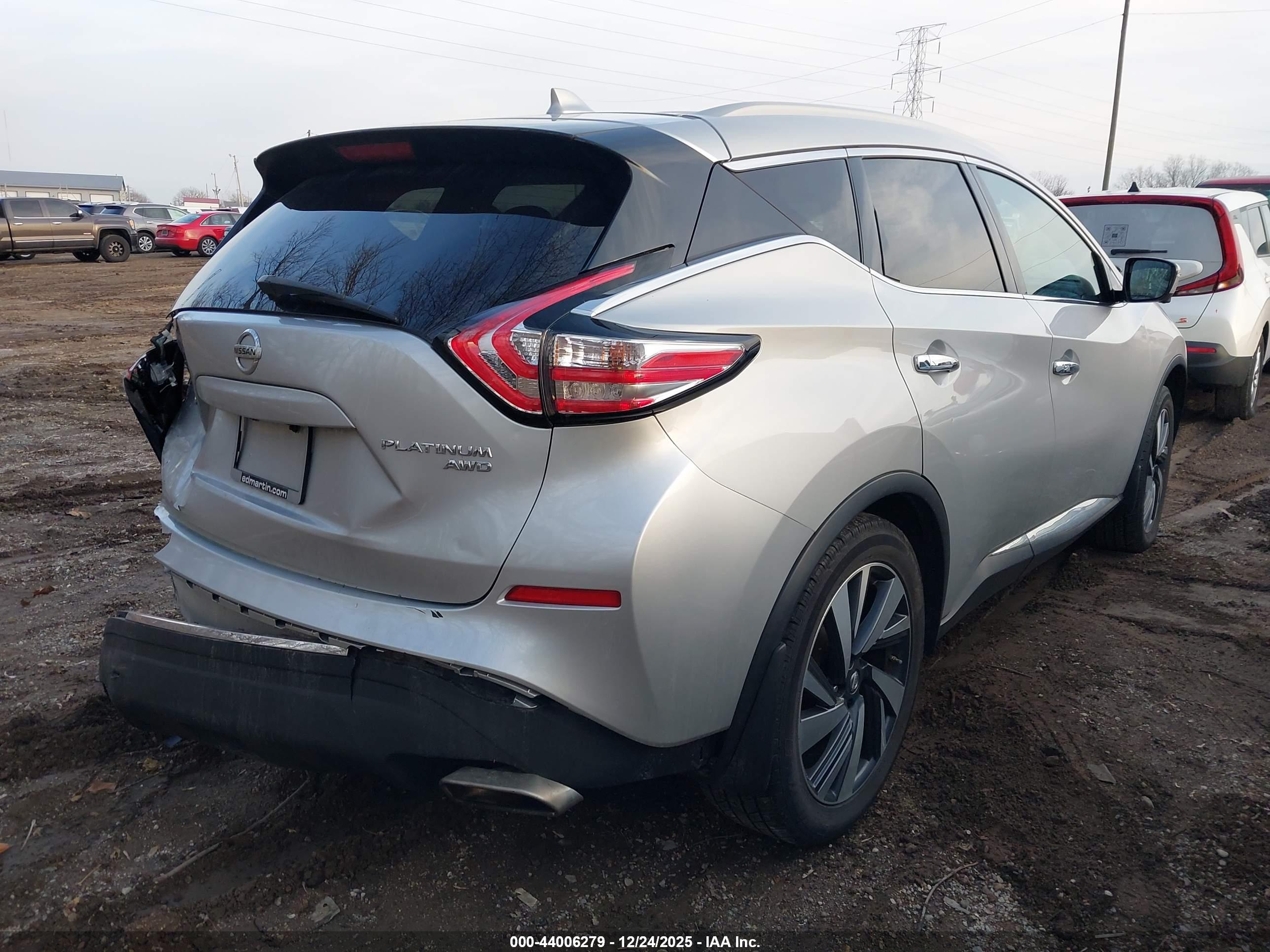 NISSAN MURANO image 4