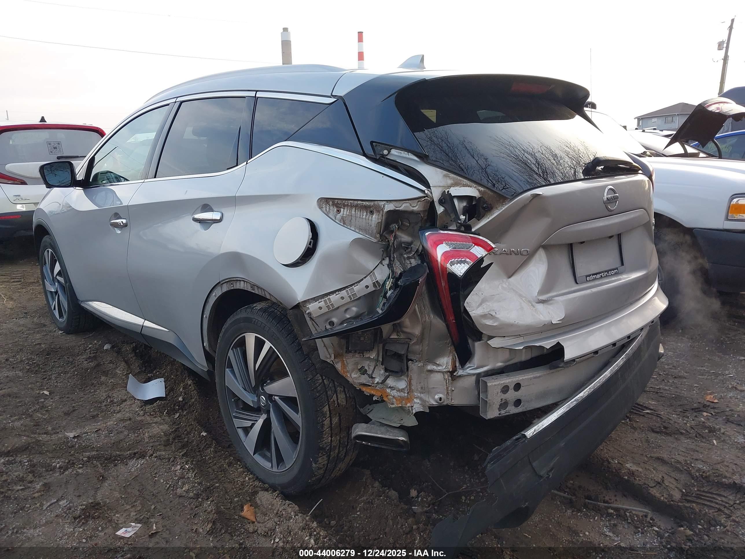 NISSAN MURANO image 6