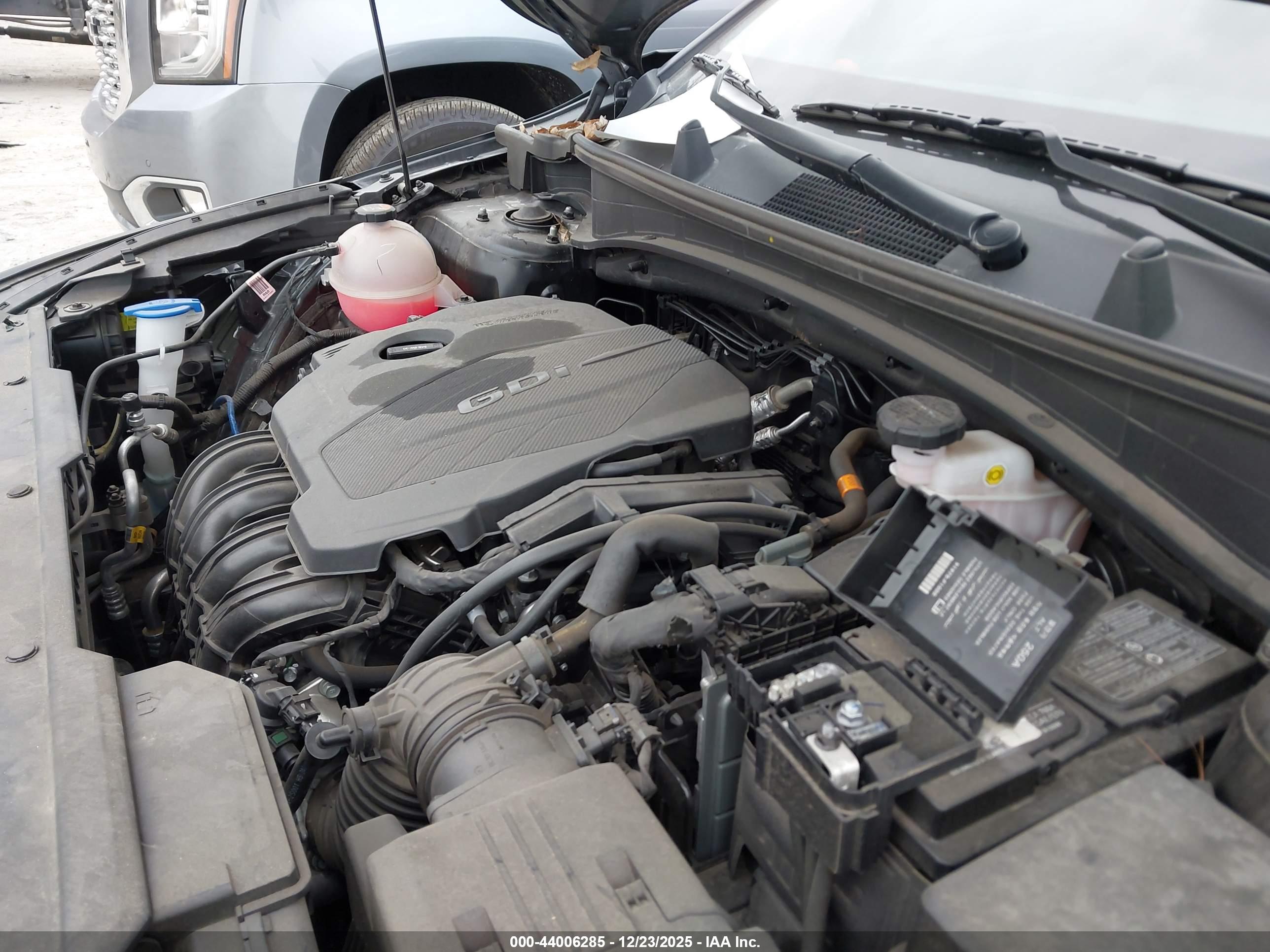KIA SPORTAGE image 10