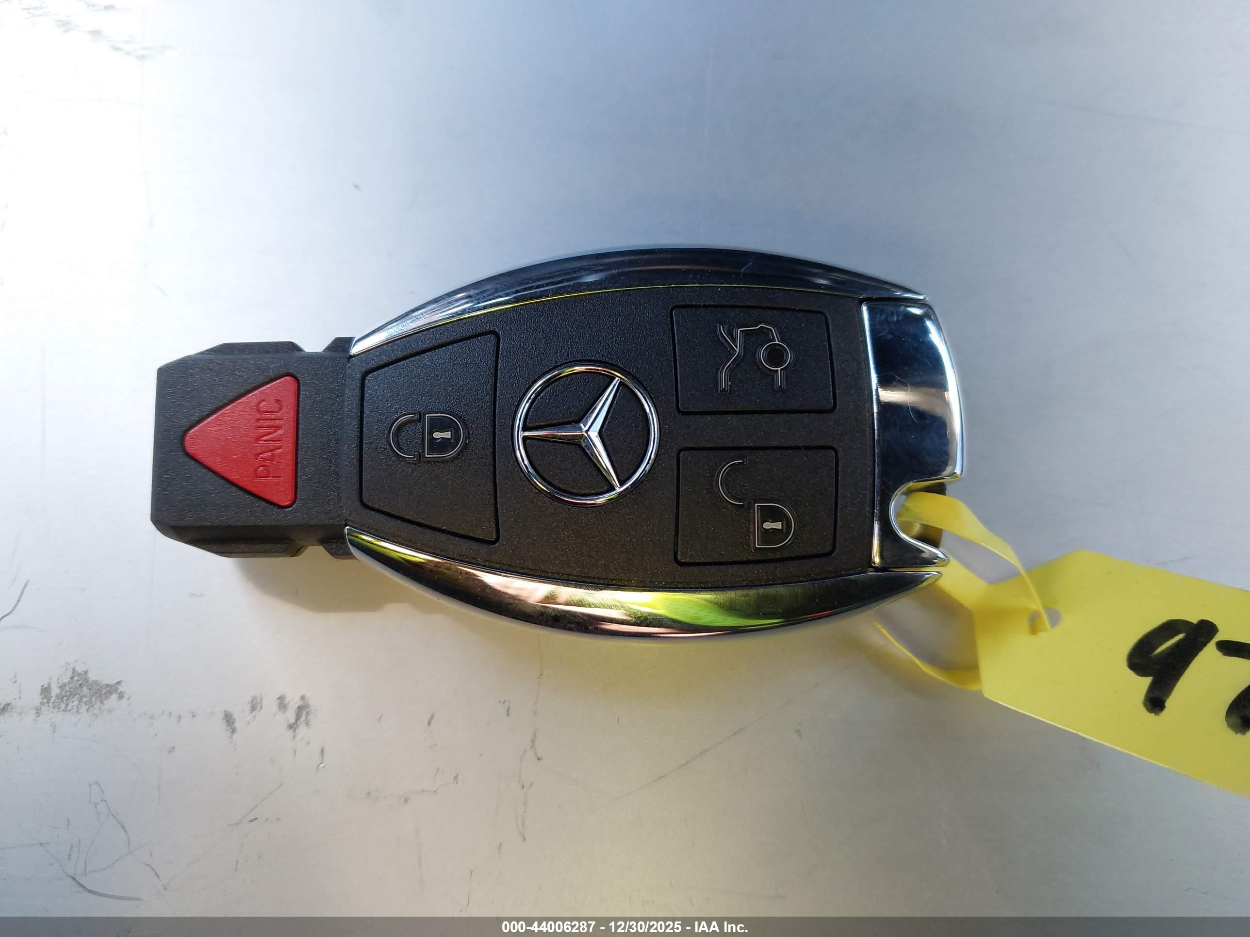 MERCEDES-BENZ GLC image 11
