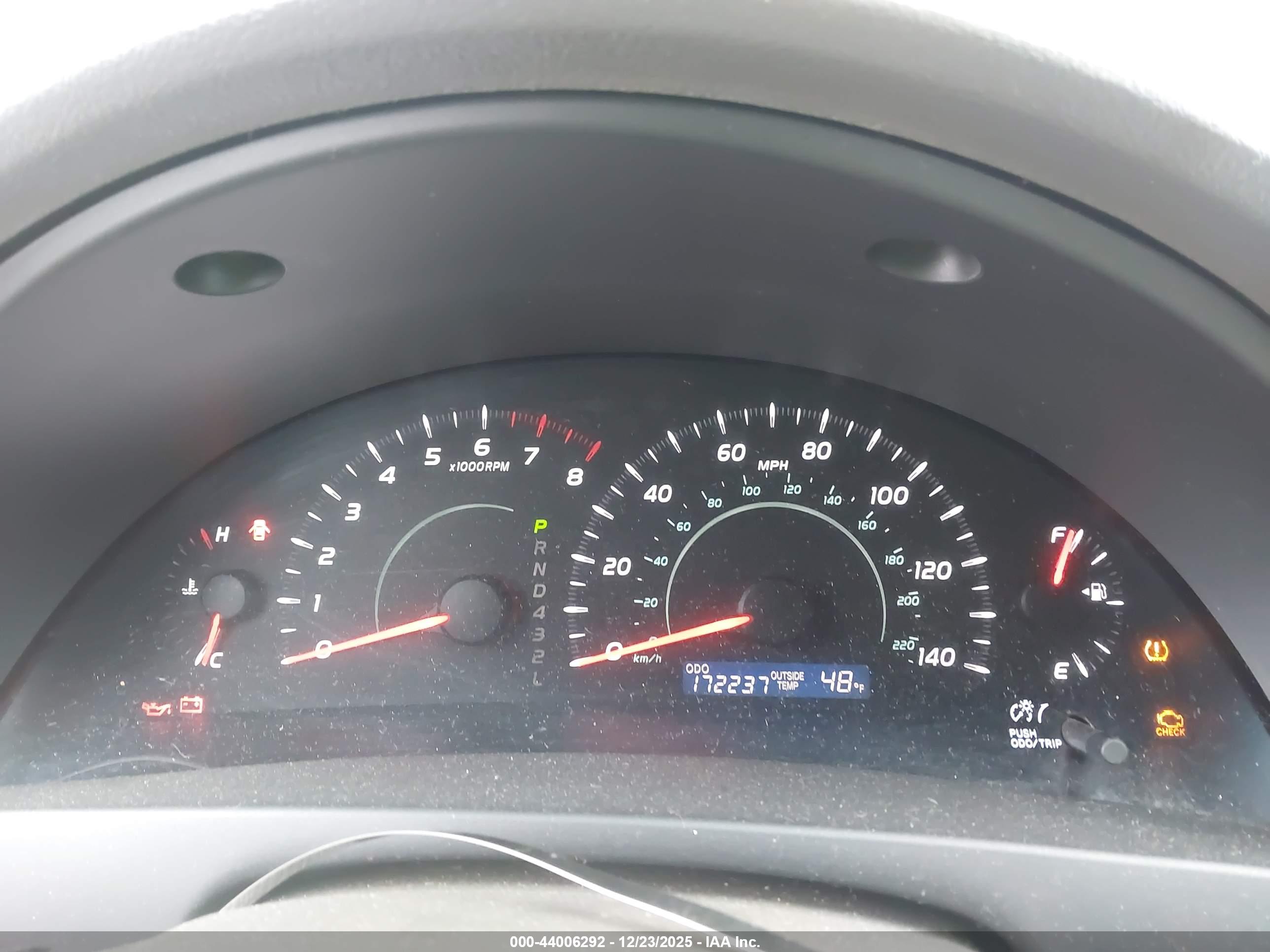 TOYOTA CAMRY image 7