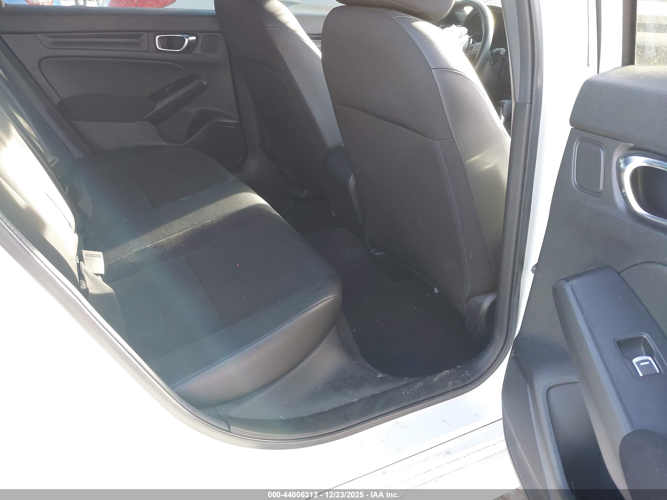 HONDA CIVIC image 8