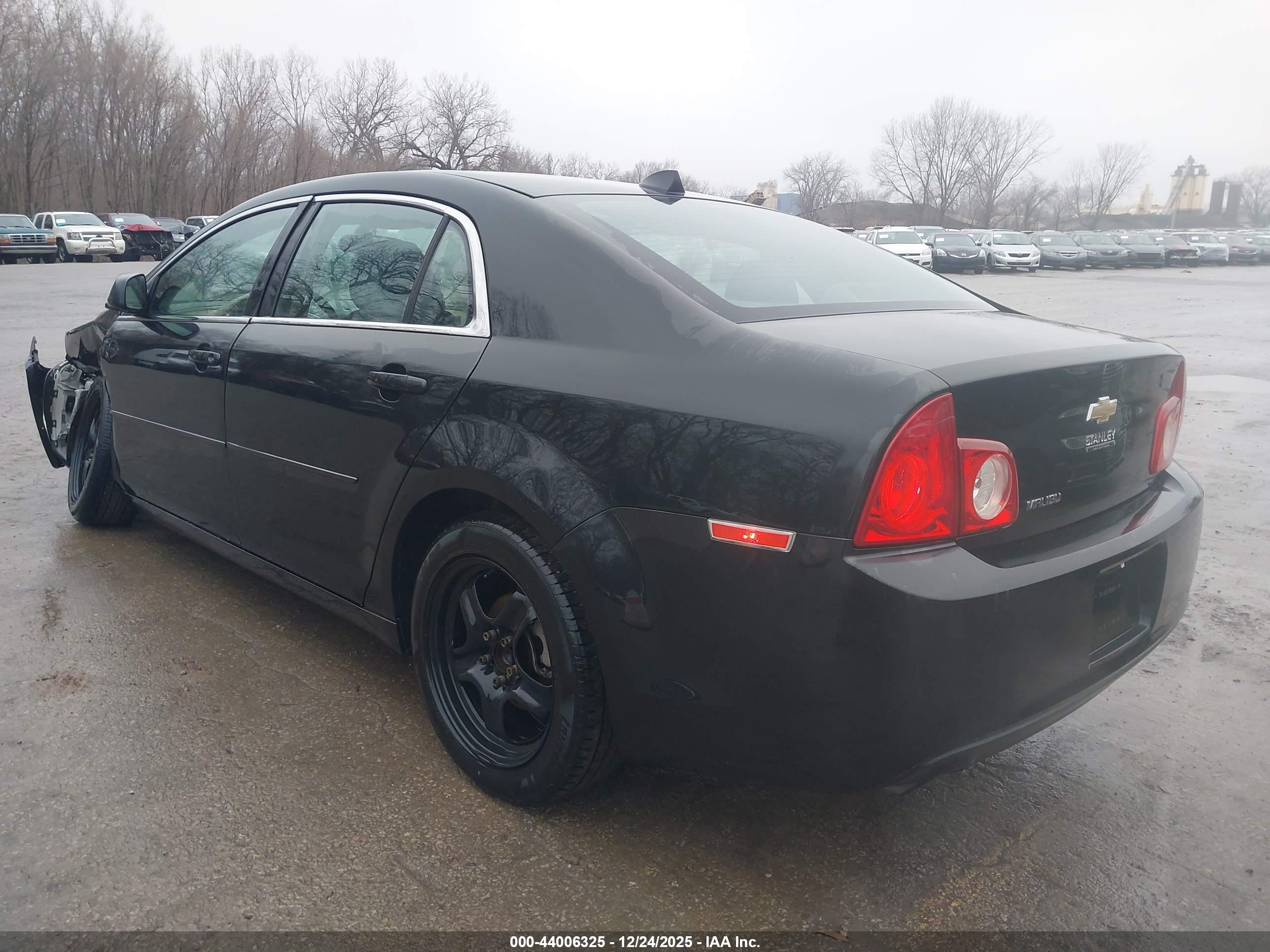 CHEVROLET MALIBU image 3