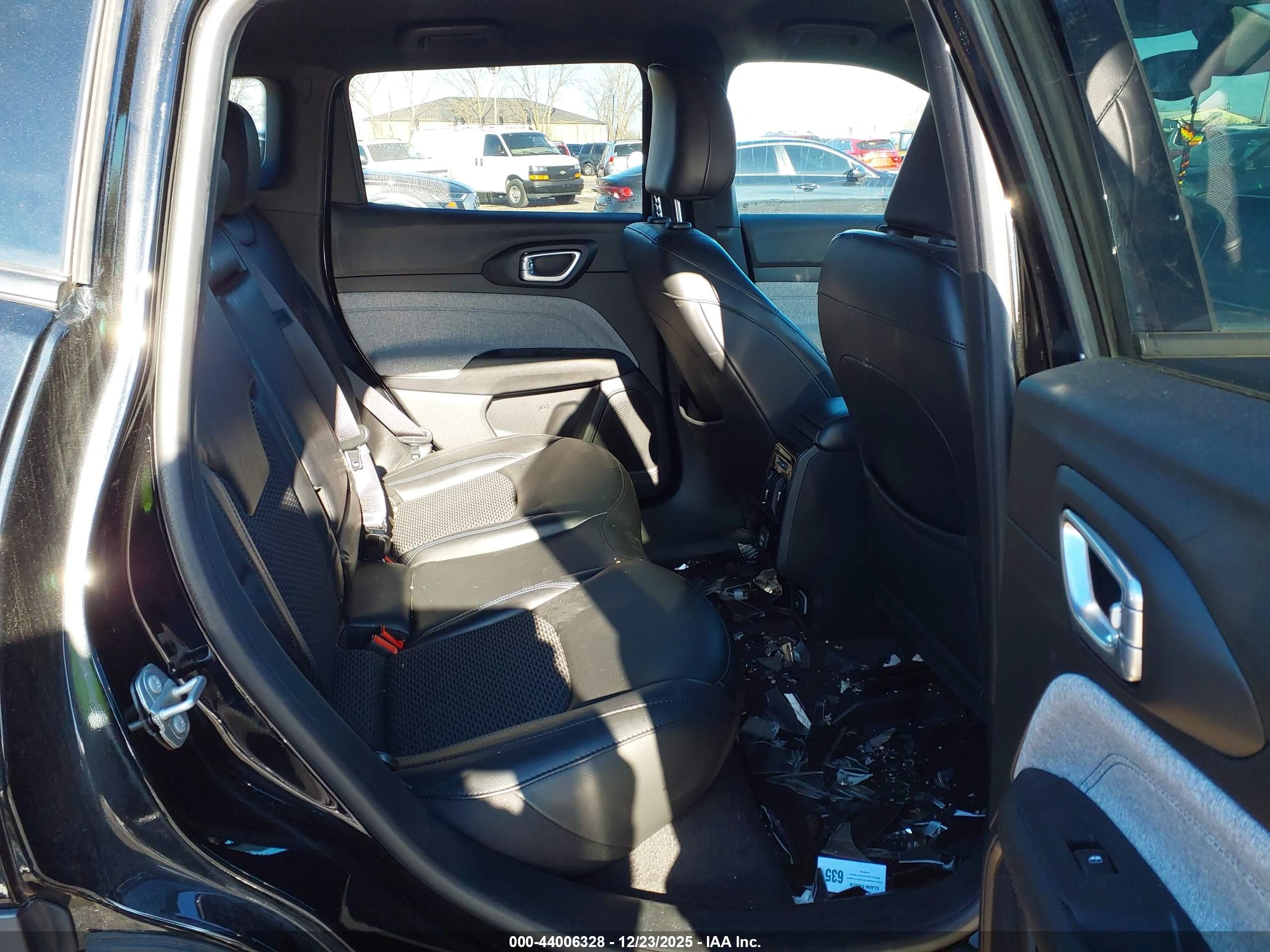 JEEP COMPASS image 8