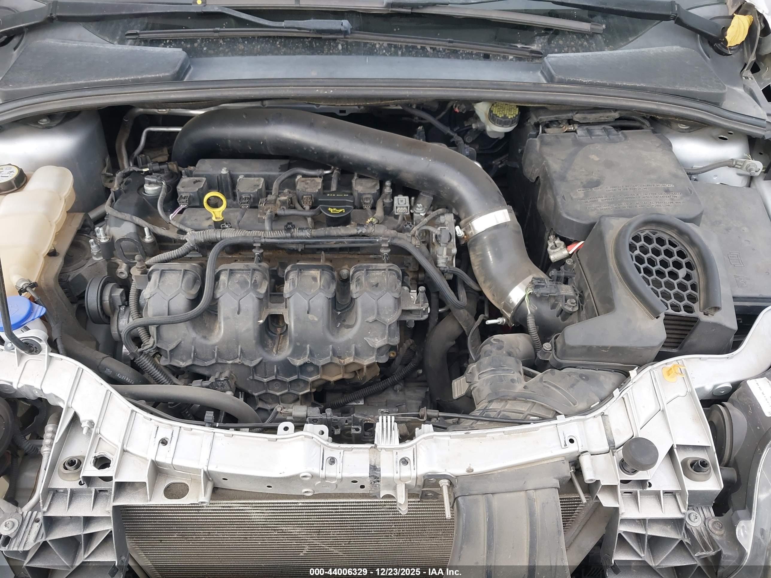 FORD FOCUS image 10