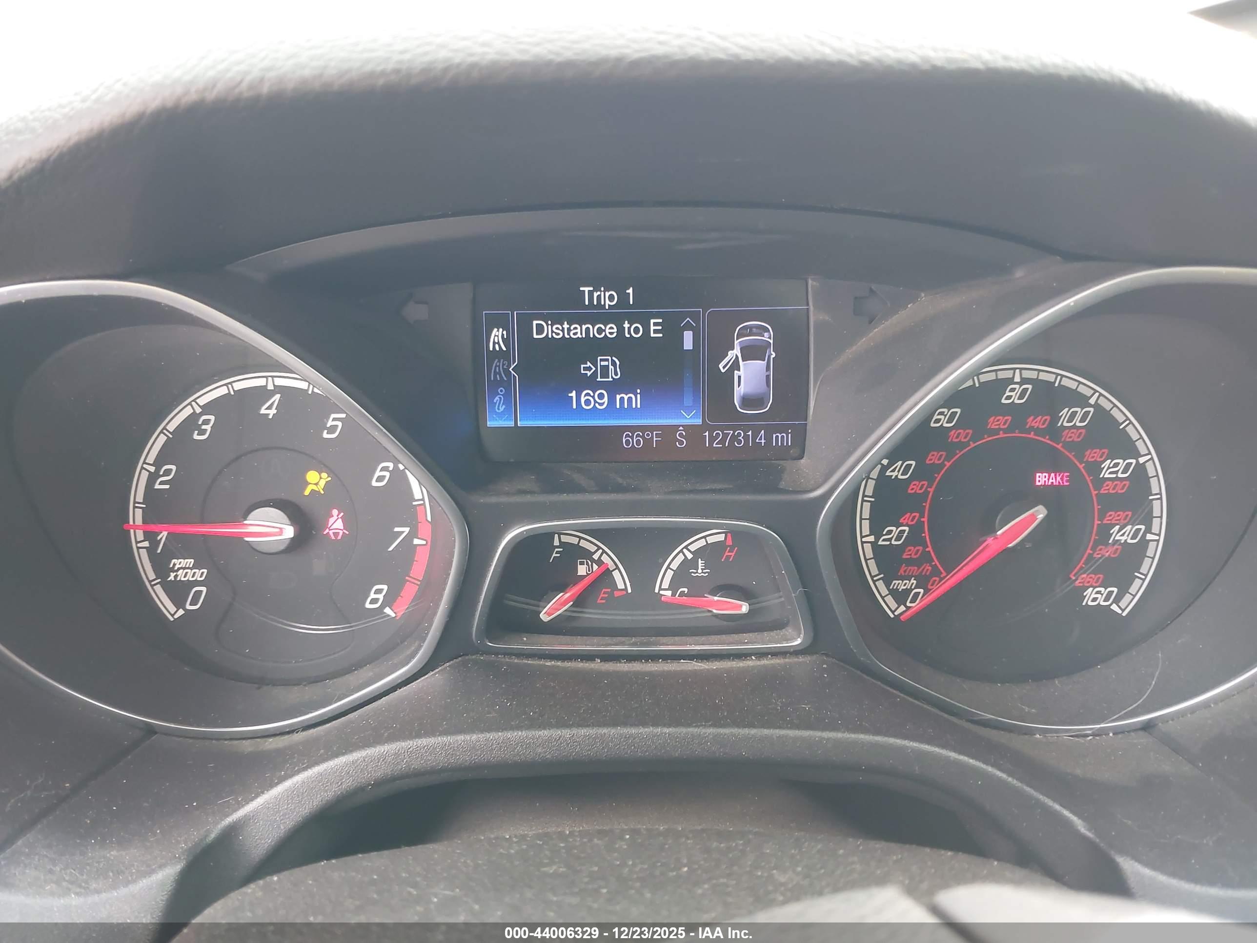 FORD FOCUS image 7