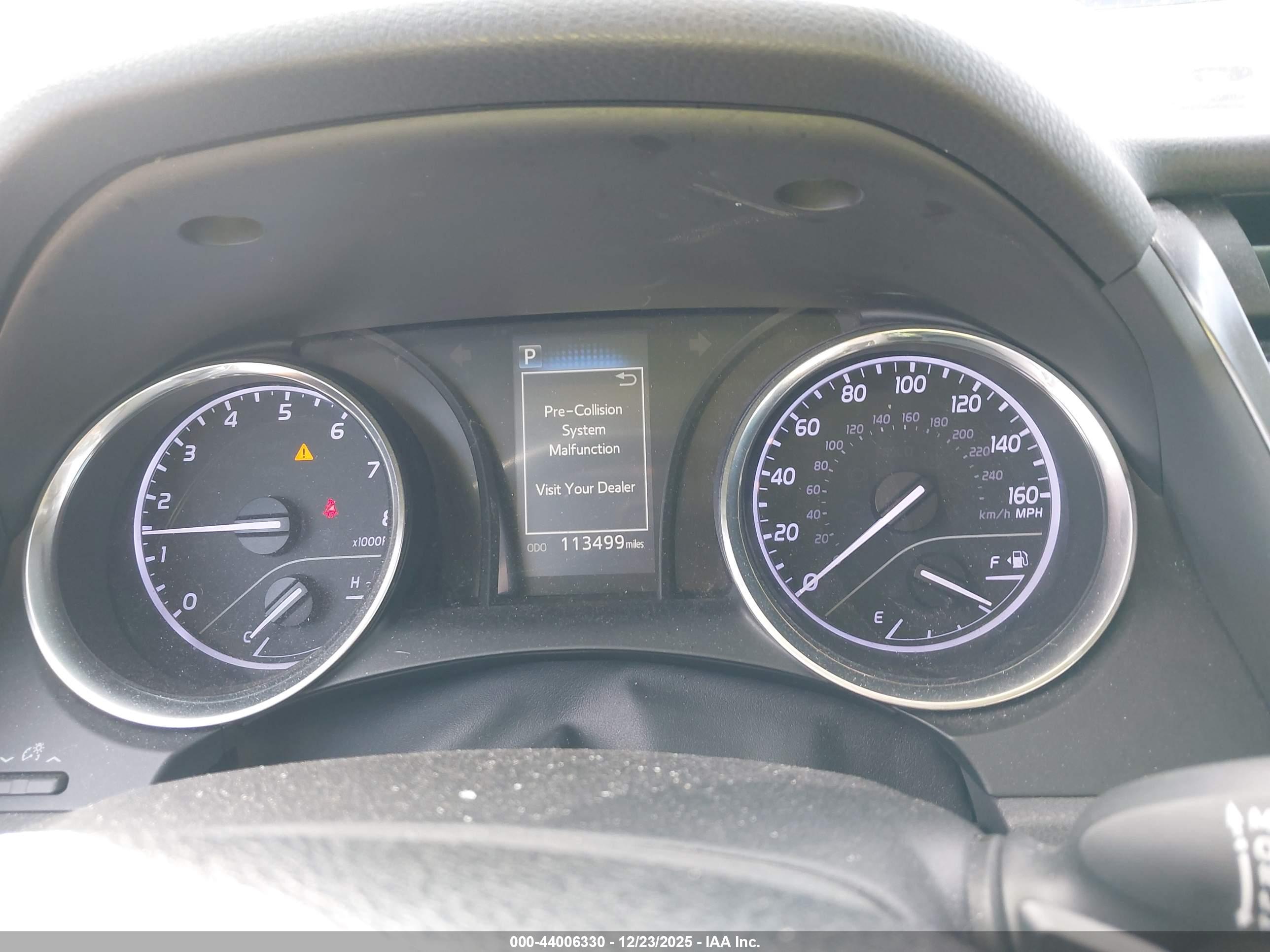 TOYOTA CAMRY image 7