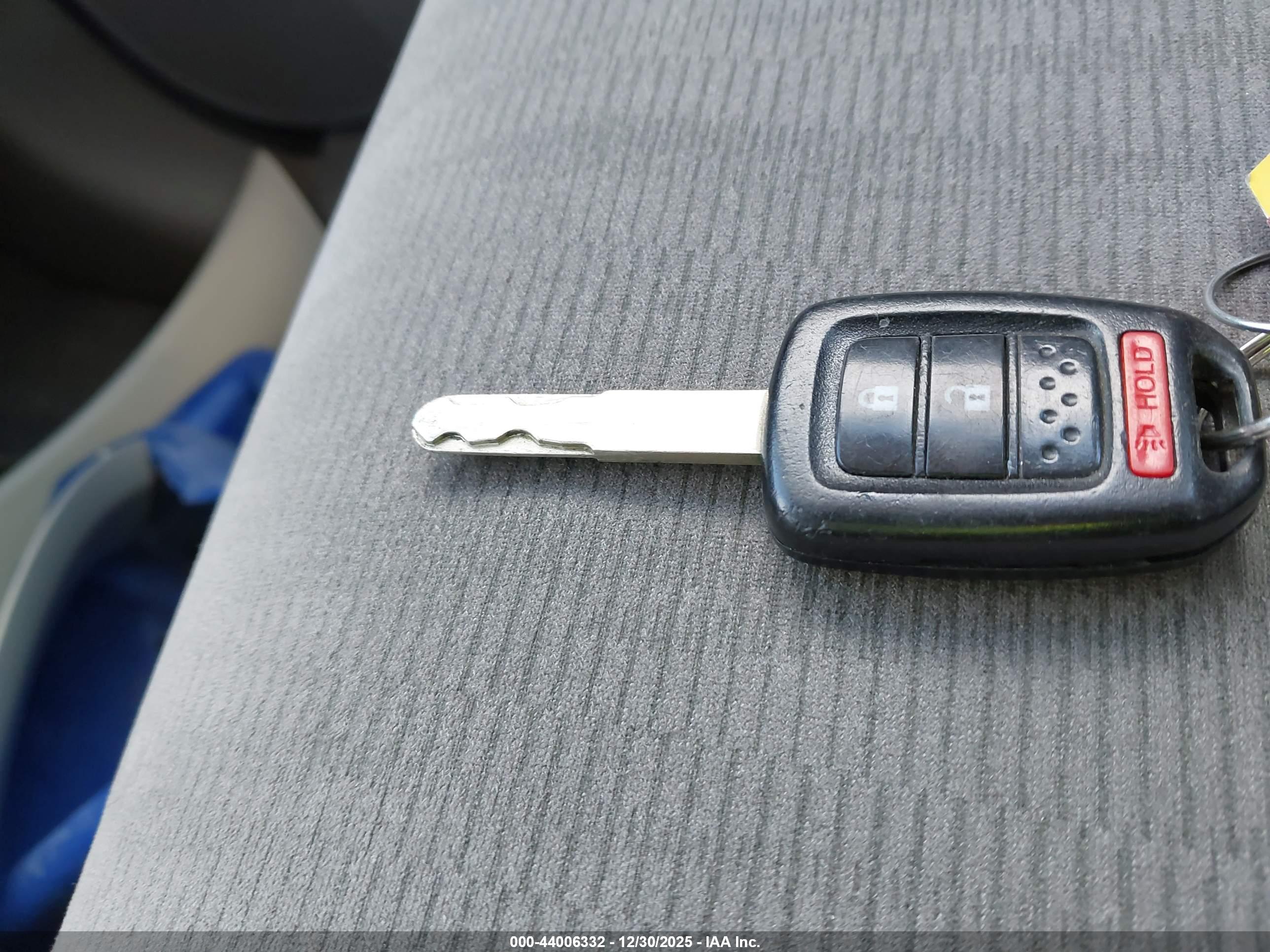 HONDA CR-V image 11