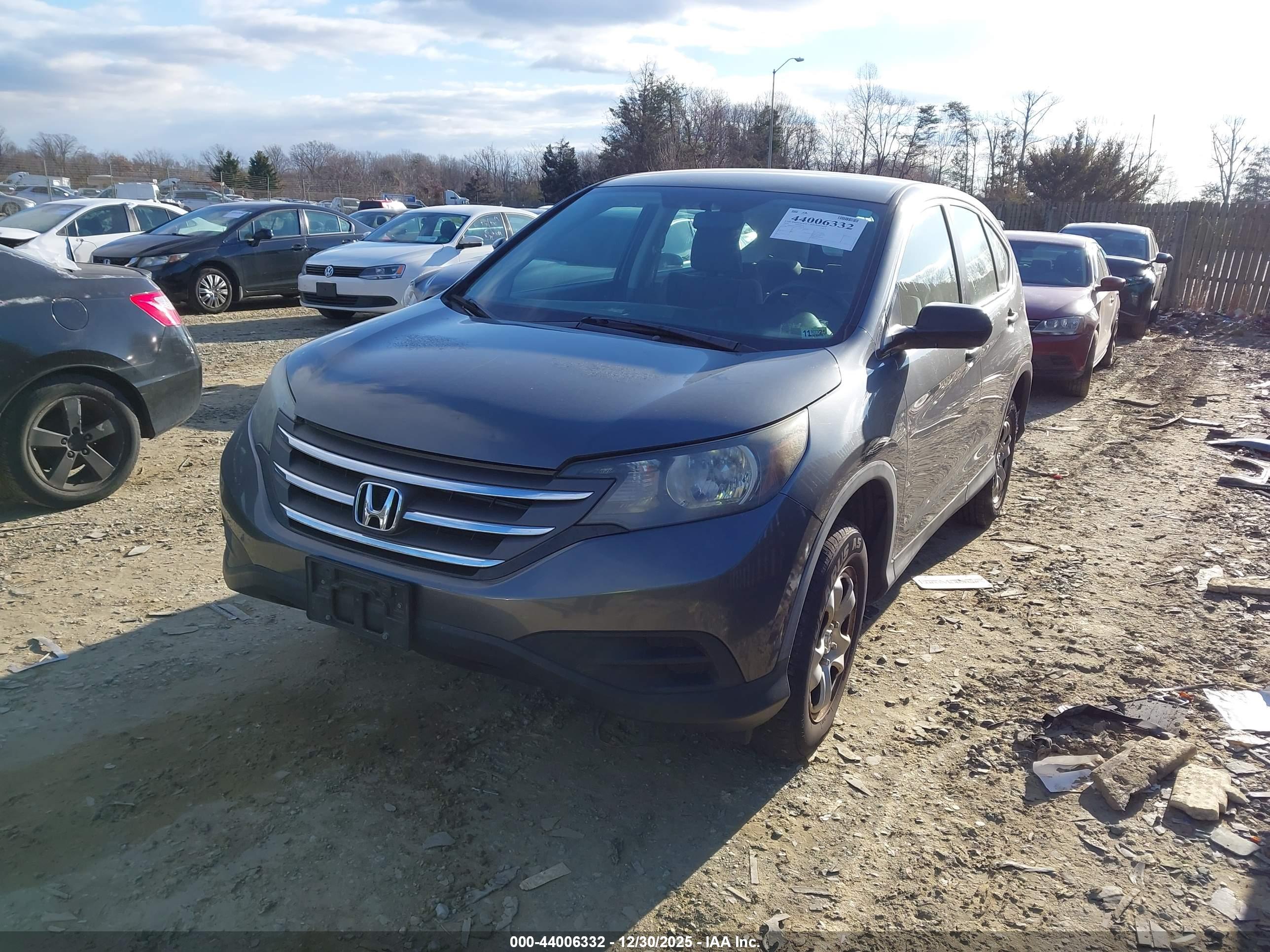 HONDA CR-V image 2