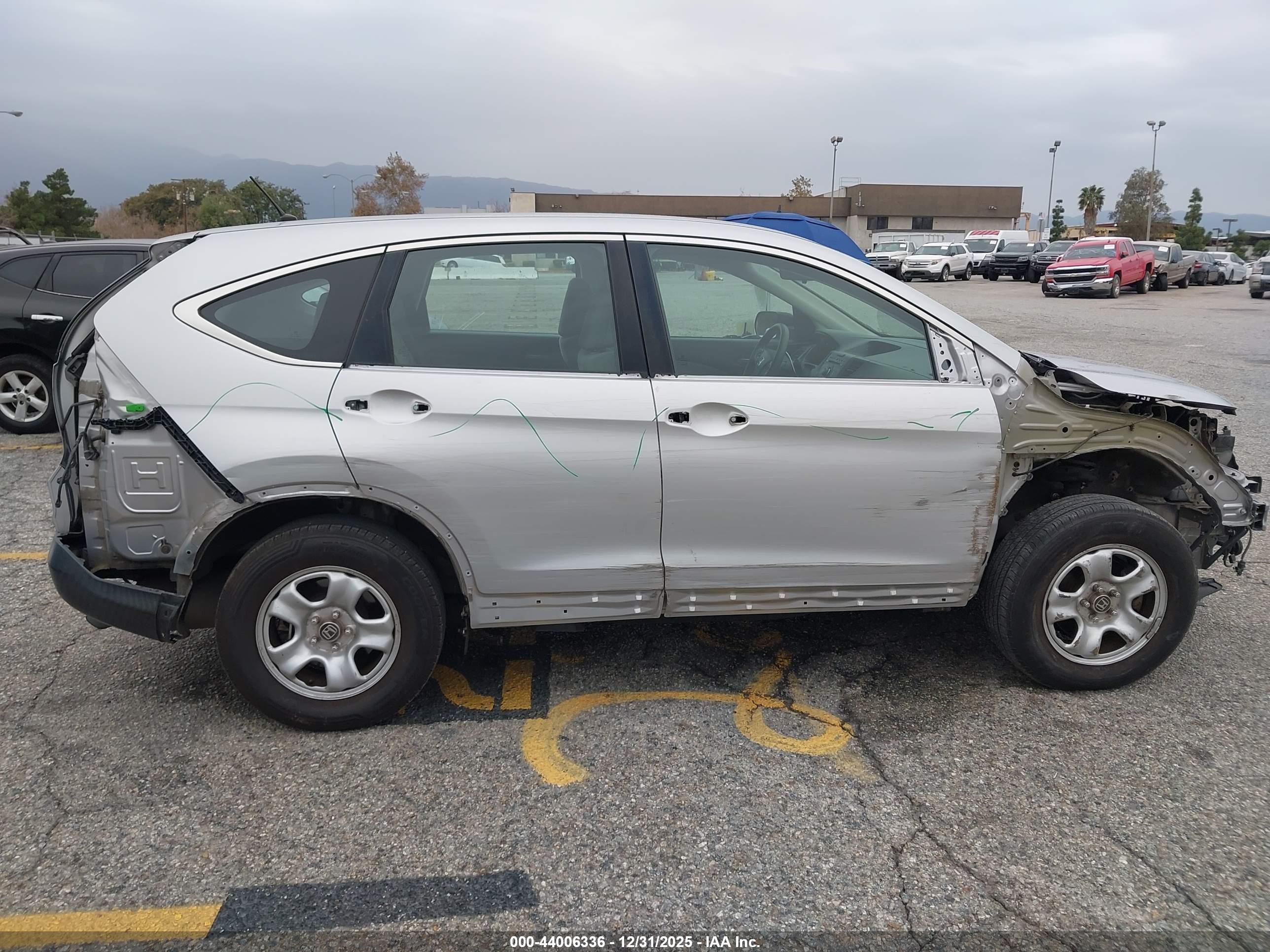 HONDA CR-V image 6