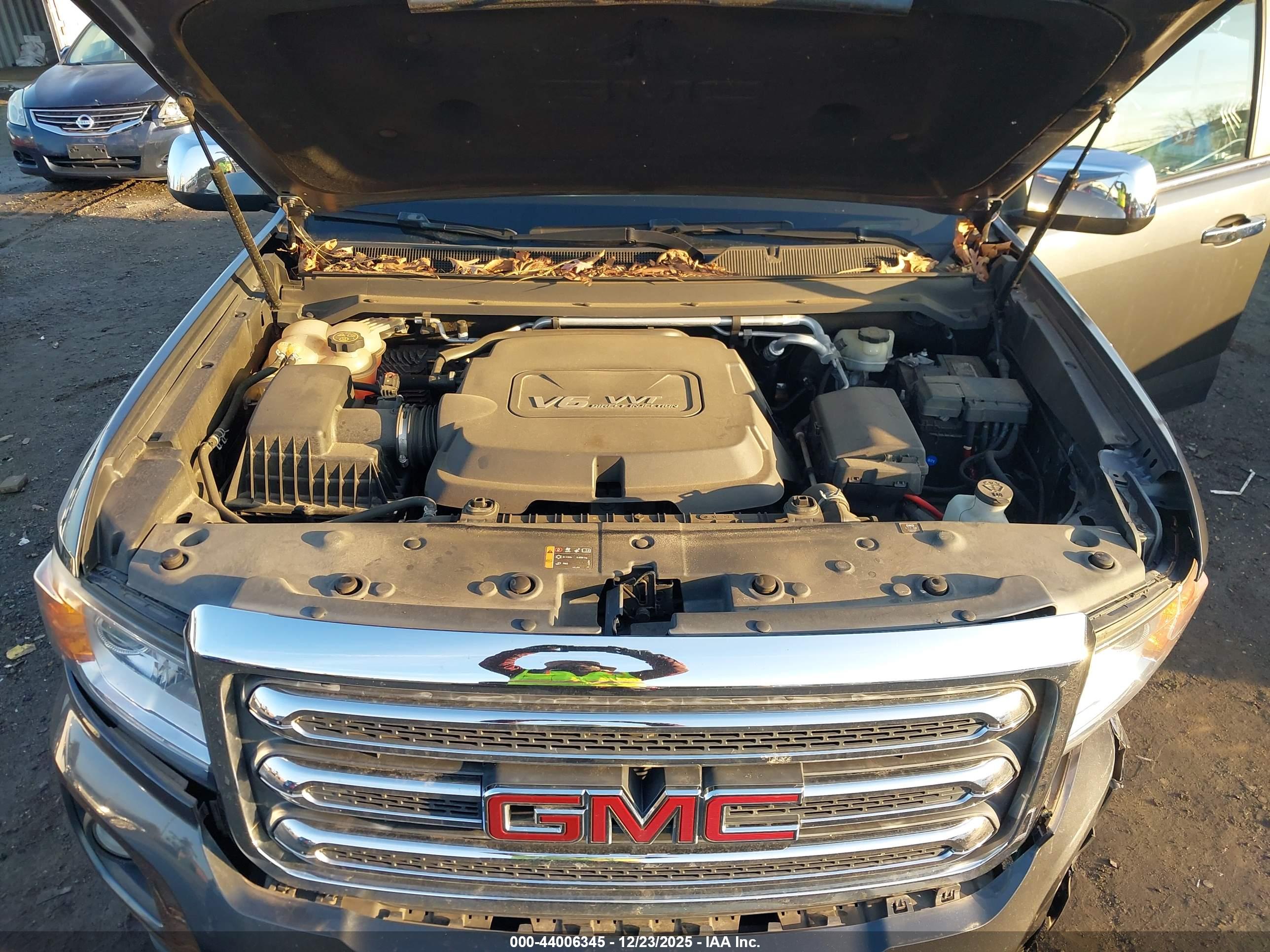 GMC CANYON image 10