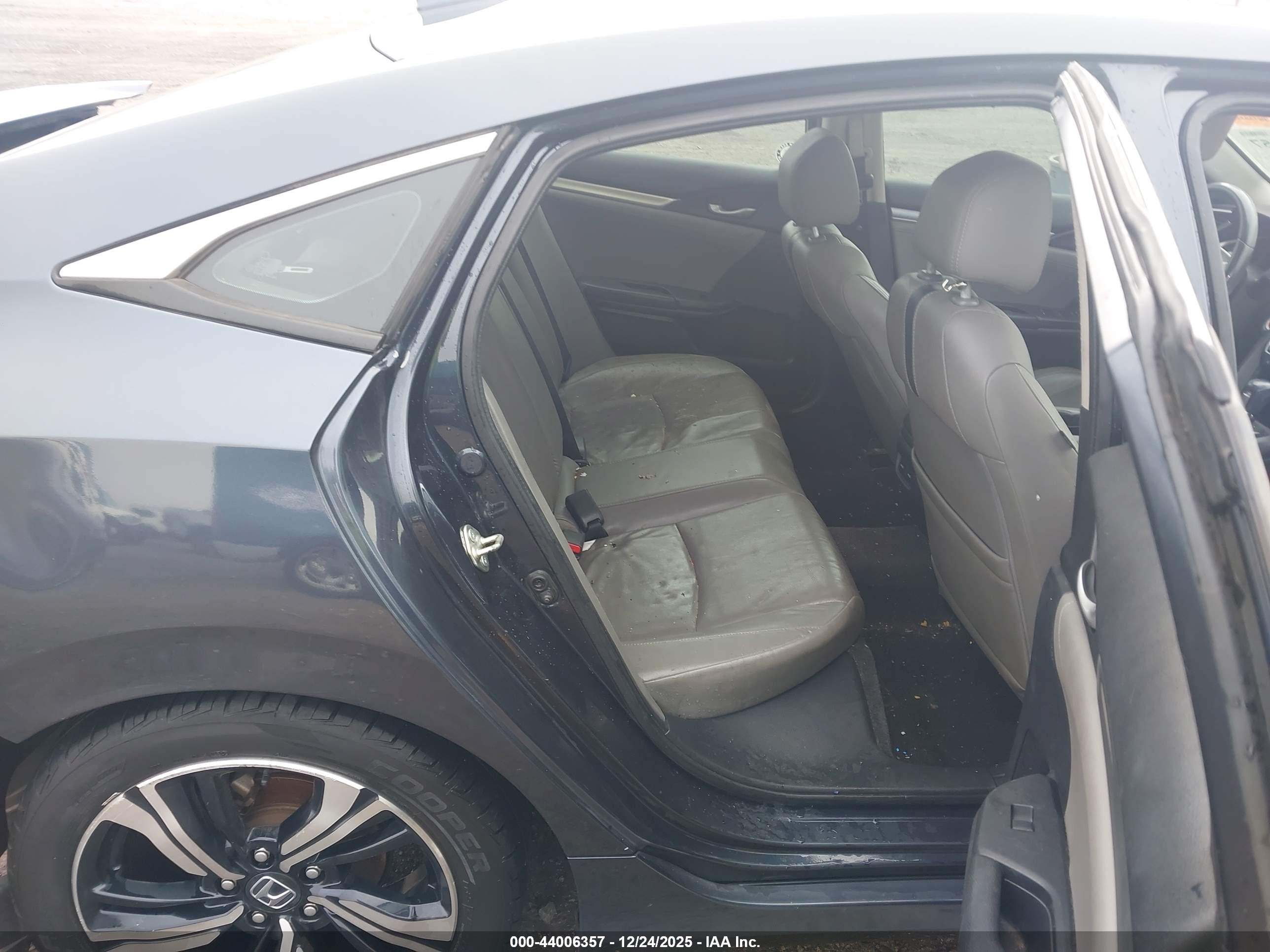 HONDA CIVIC image 8