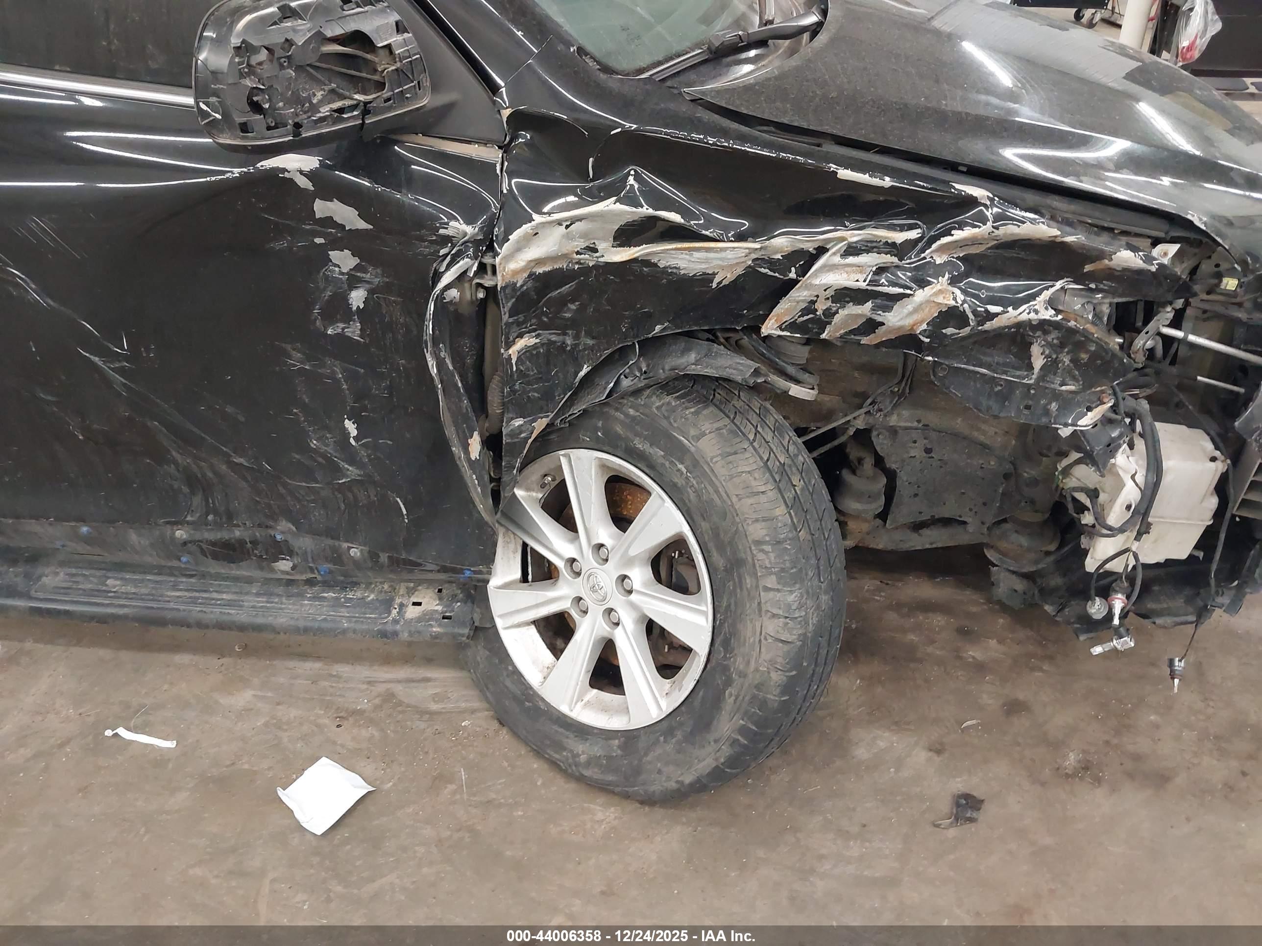 TOYOTA HIGHLANDER image 6