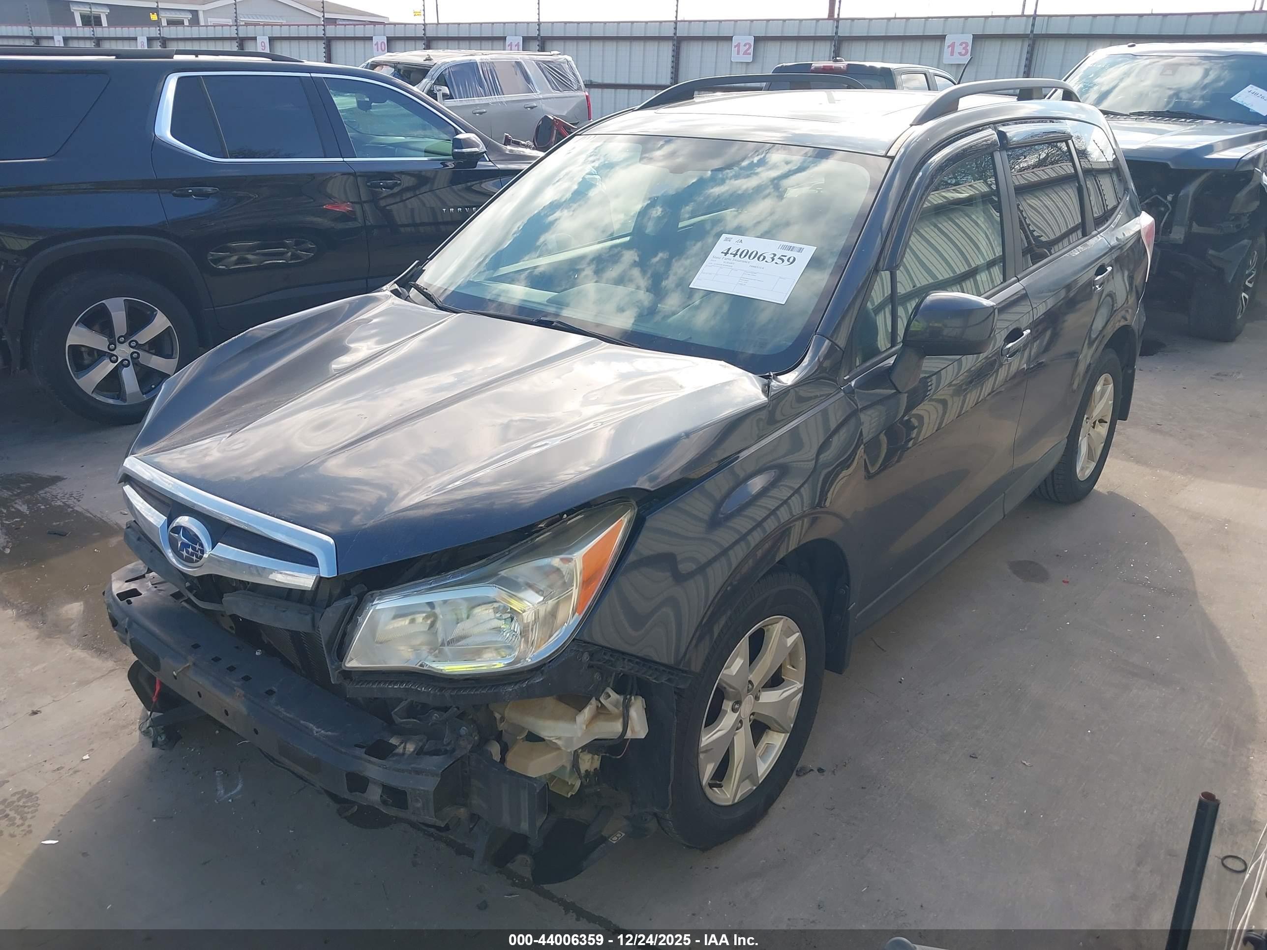 SUBARU FORESTER image 2