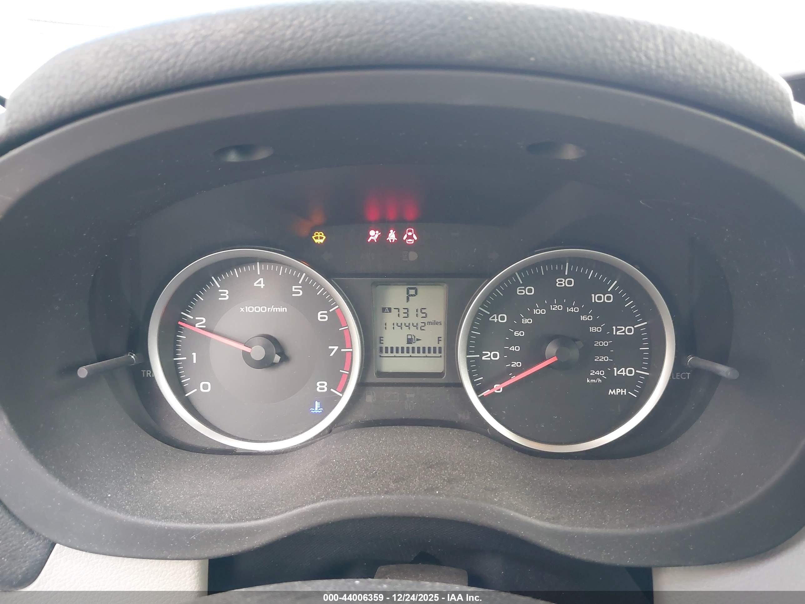 SUBARU FORESTER image 7