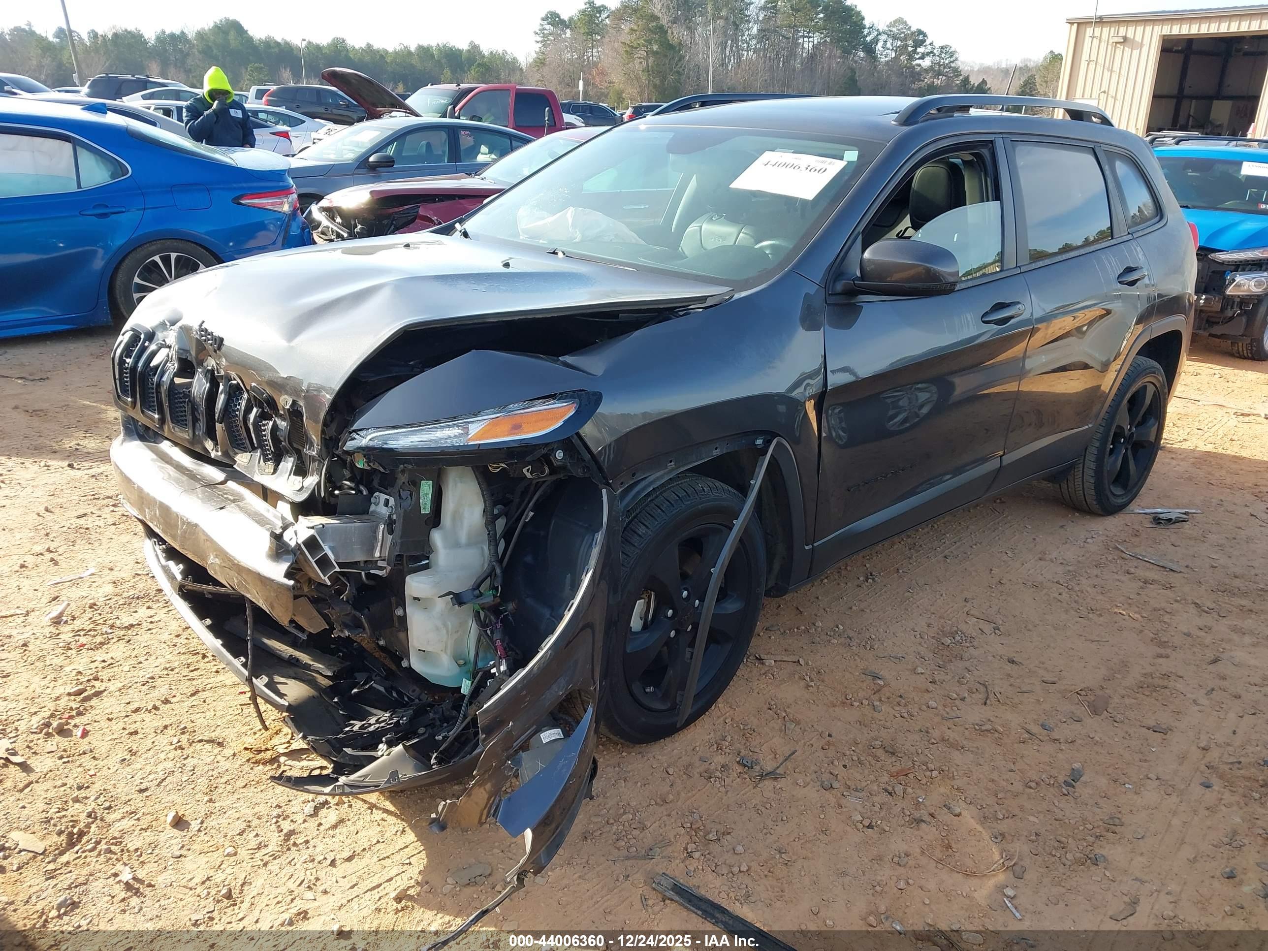 JEEP CHEROKEE image 2