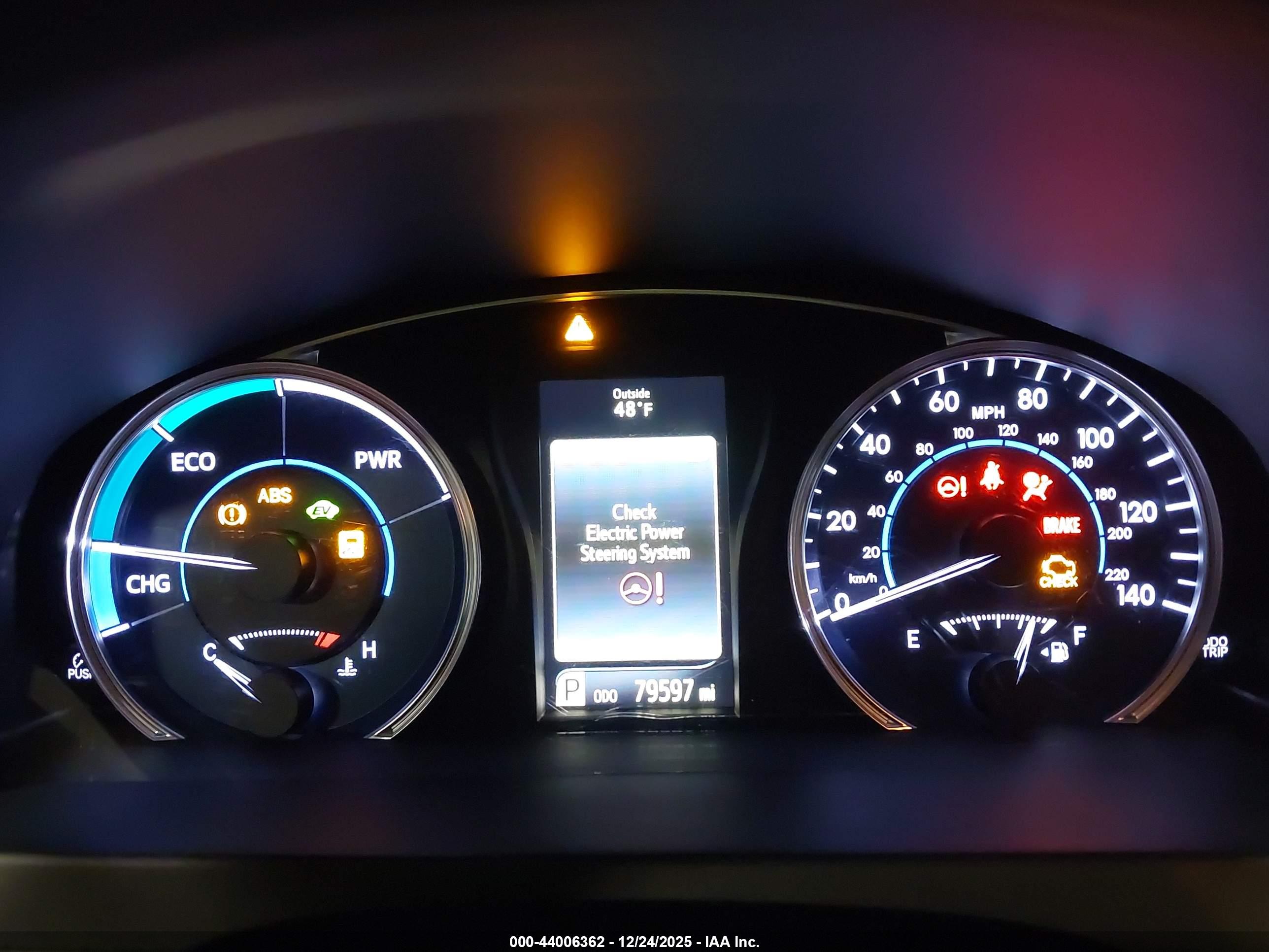 TOYOTA CAMRY image 7