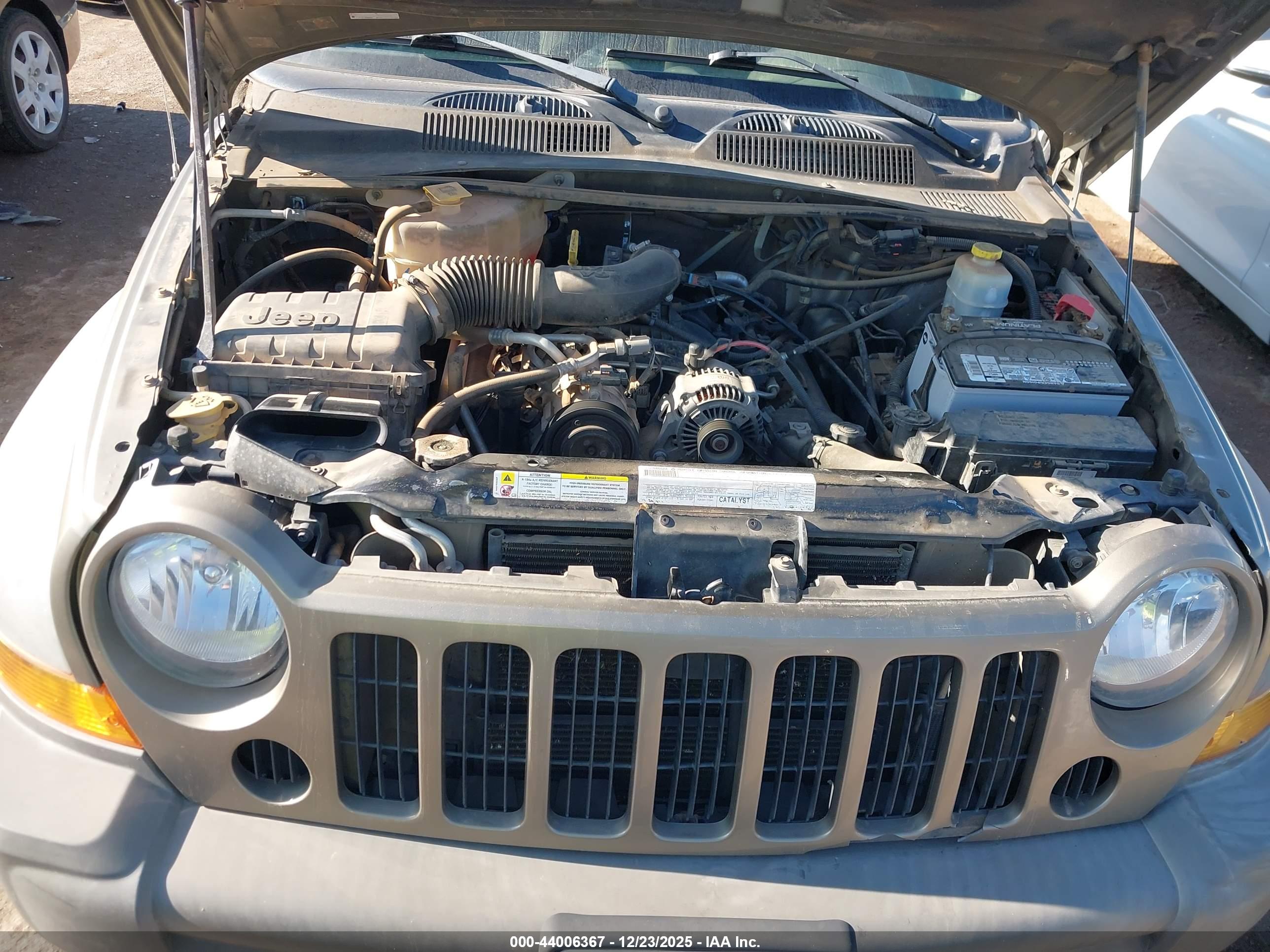 JEEP LIBERTY image 10