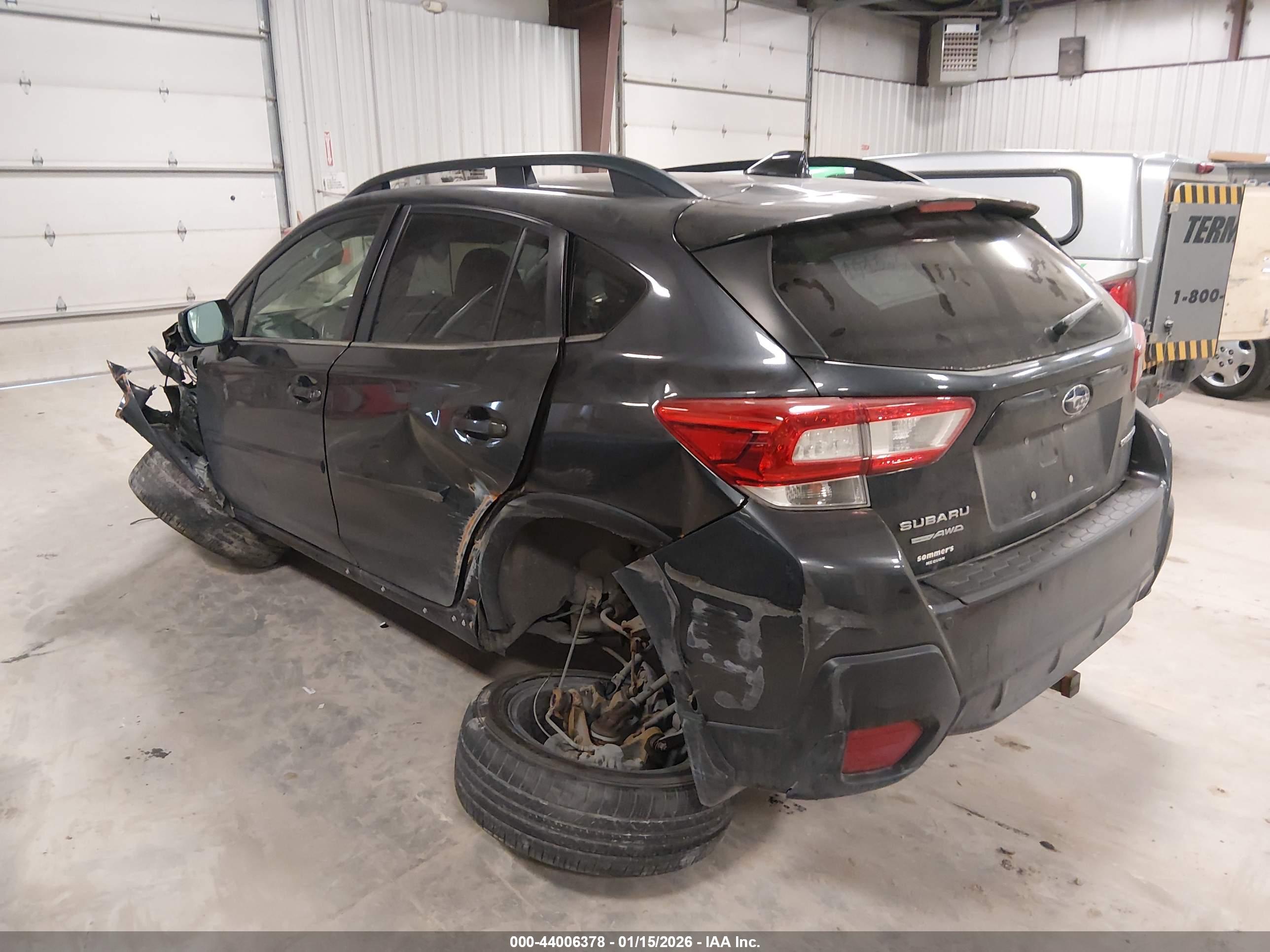 SUBARU CROSSTREK image 3