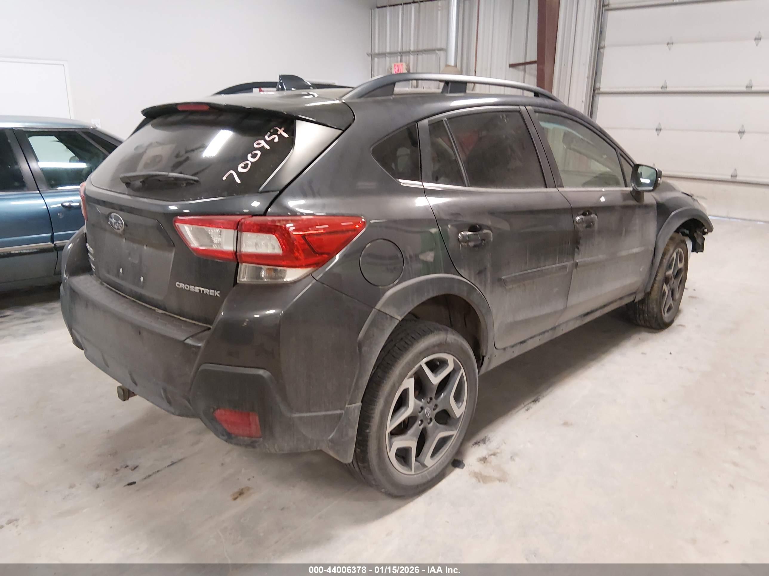SUBARU CROSSTREK image 4