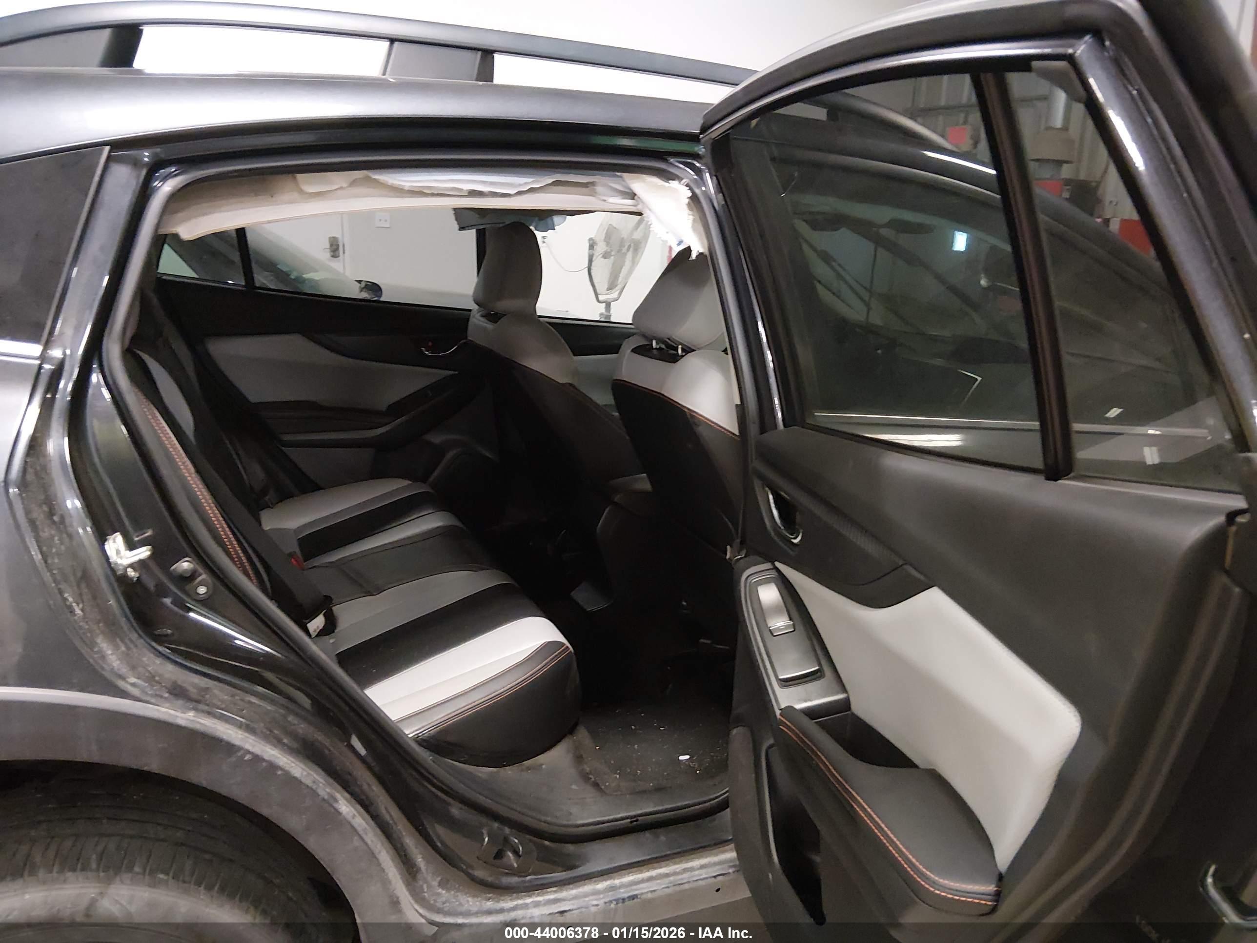 SUBARU CROSSTREK image 8